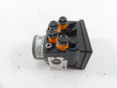 2017 Triumph Thruxton 1200 R Abs Brake Pump Module Unit T2021931 {{ shop.shopifyCountryName }} - Mototech271