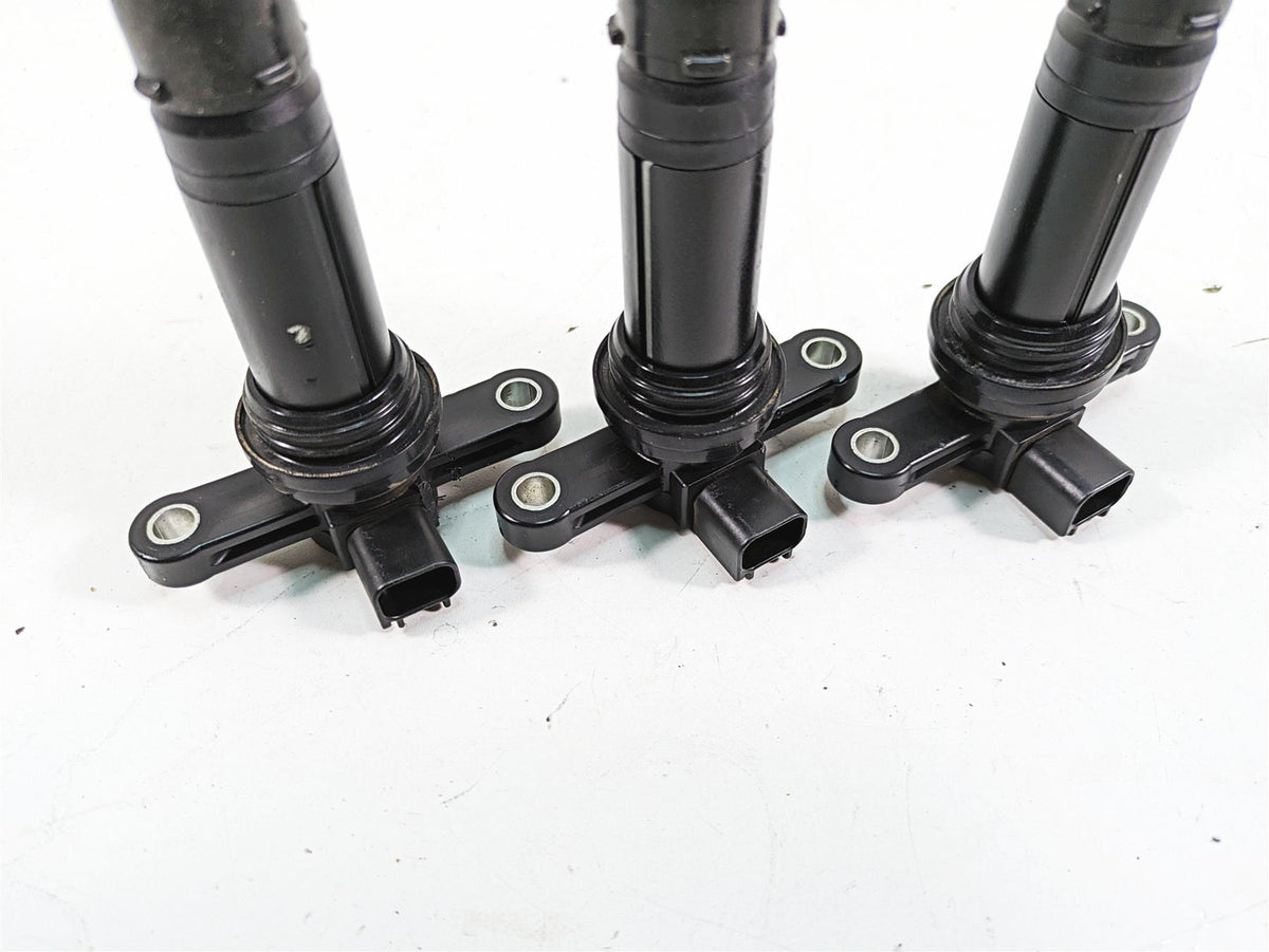 2018 Yamaha YXZ1000R EPS SS Ignition Stick Coil Set 2HC-82310-00-00 {{ shop.shopifyCountryName }} - Mototech271