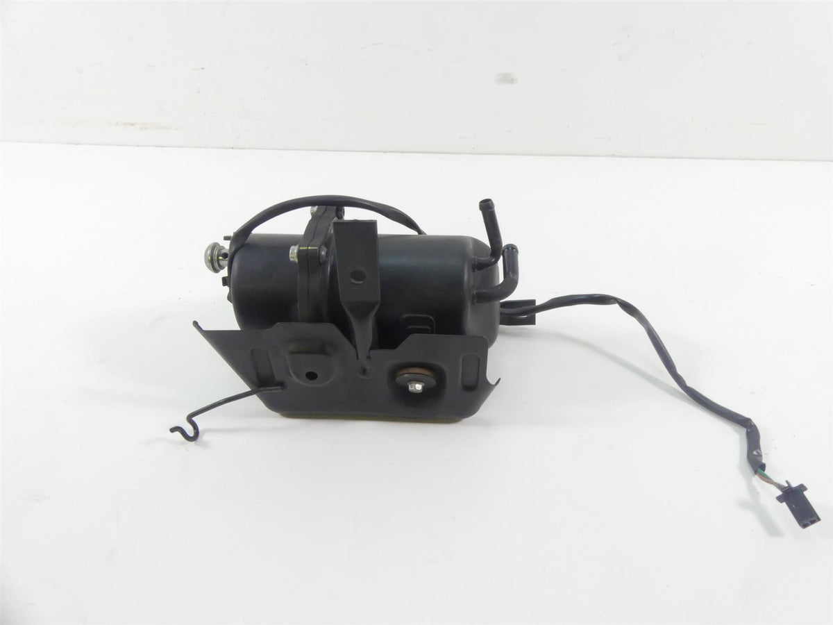 2007 Honda VTX1800 T1 Fuel Gas Petrol Pump - Tested 16700-MCV-R12 16700-MCV-R13 {{ shop.shopifyCountryName }} - Mototech271