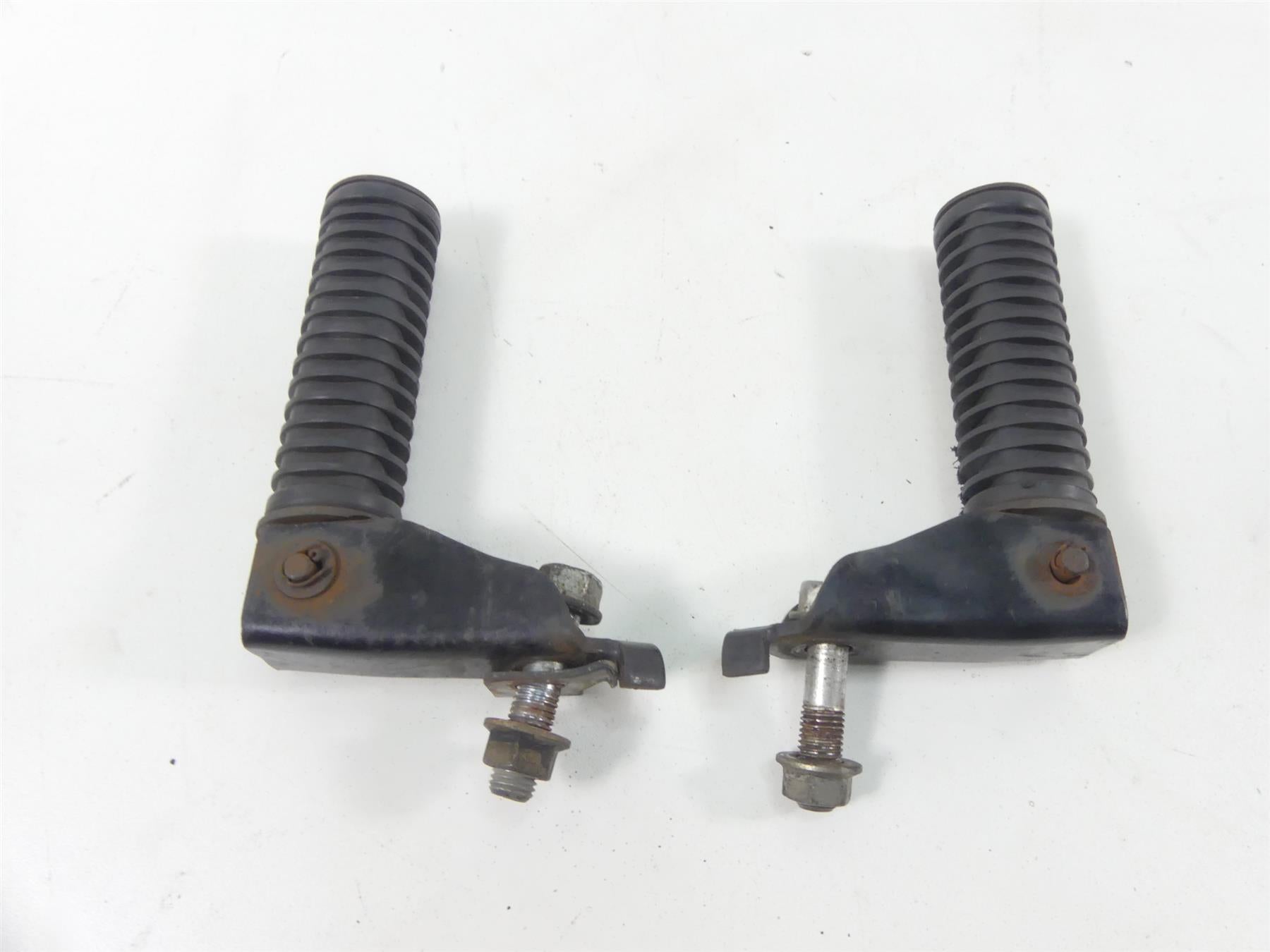 1980 Honda CB750C Custom Rear Passenger Foot Peg Footpeg Set 50716-371-660 {{ shop.shopifyCountryName }} - Mototech271