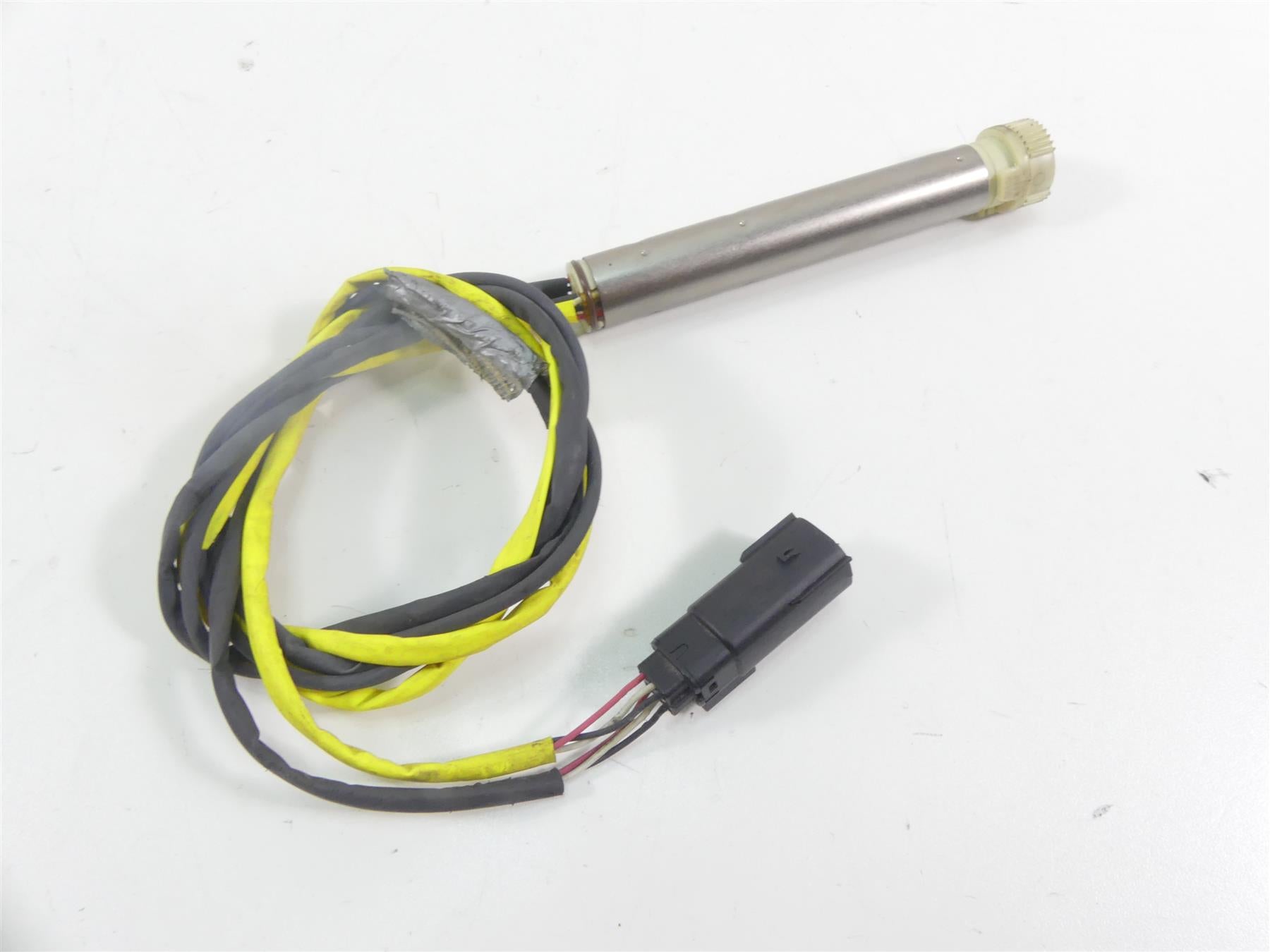 2010 Harley Touring FLHX Street Glide Ride Fly By Wire Throttle Sensor 32305-08 {{ shop.shopifyCountryName }} - Mototech271