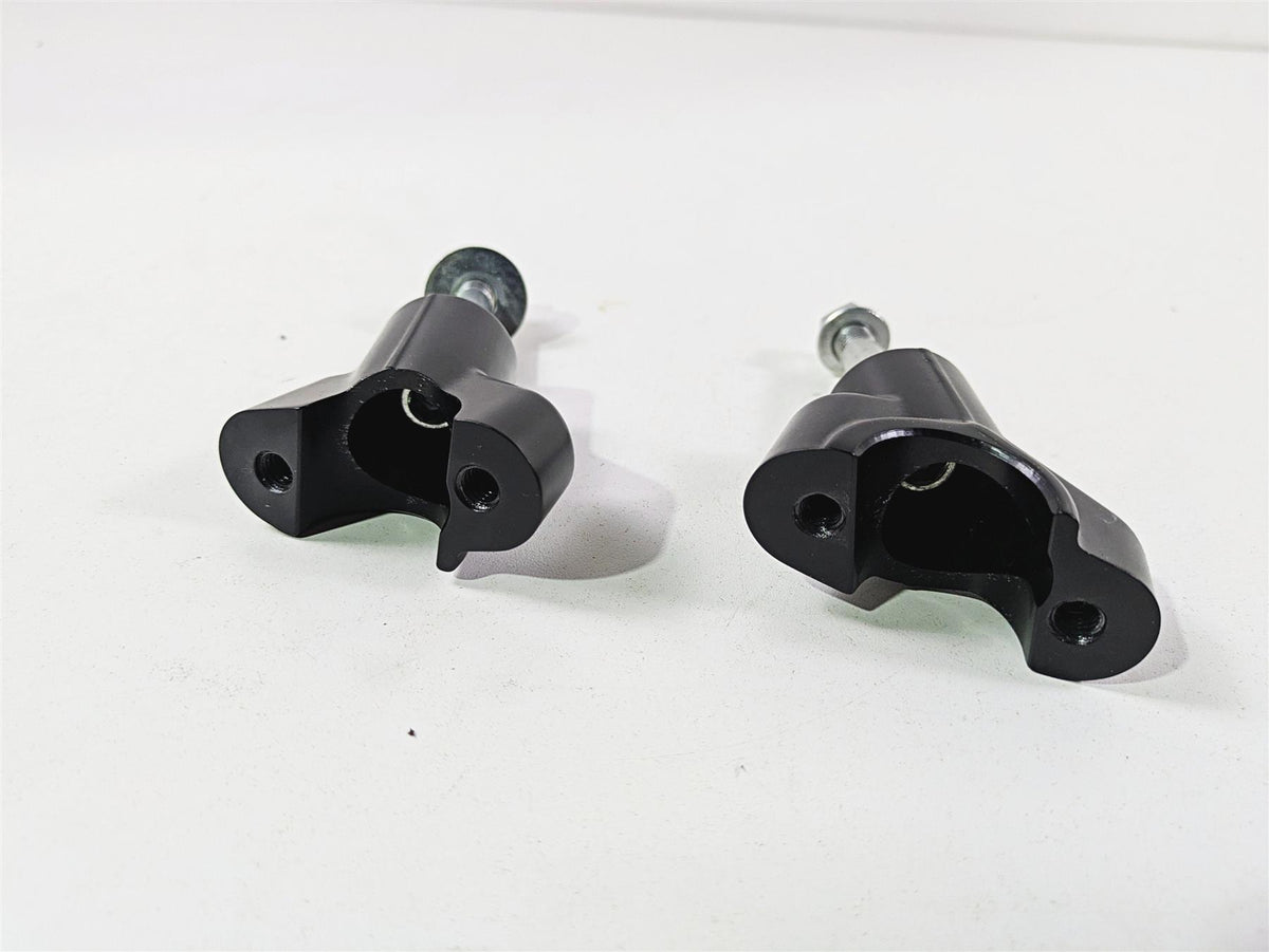 2022 Ducati Hypermotard 950 Lower Handlebar Riser Holder Set 360Z2681AA {{ shop.shopifyCountryName }} - Mototech271