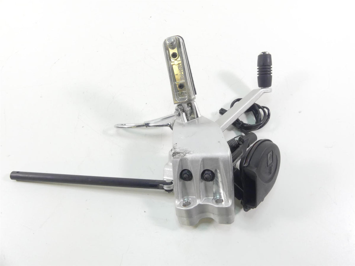 2009 Yamaha XV1700 Road Star Warrior Right Front Footpeg + Brake 5PX-27420-10-00 {{ shop.shopifyCountryName }} - Mototech271