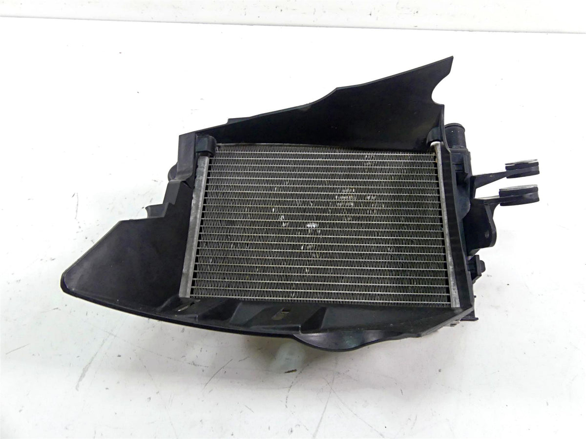 2015 BMW R1200GS GSW K50 Left Radiator + Cover 17118546408 {{ shop.shopifyCountryName }} - Mototech271