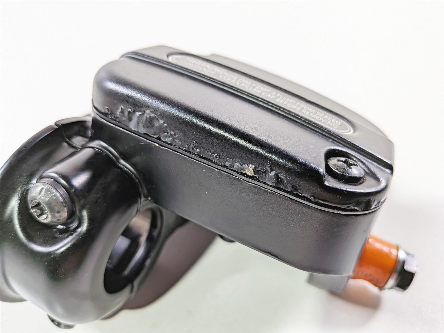 2011 Harley VRSCDX Night Rod Clutch Master Cylinder 11/16" 38744-09B {{ shop.shopifyCountryName }} - Mototech271