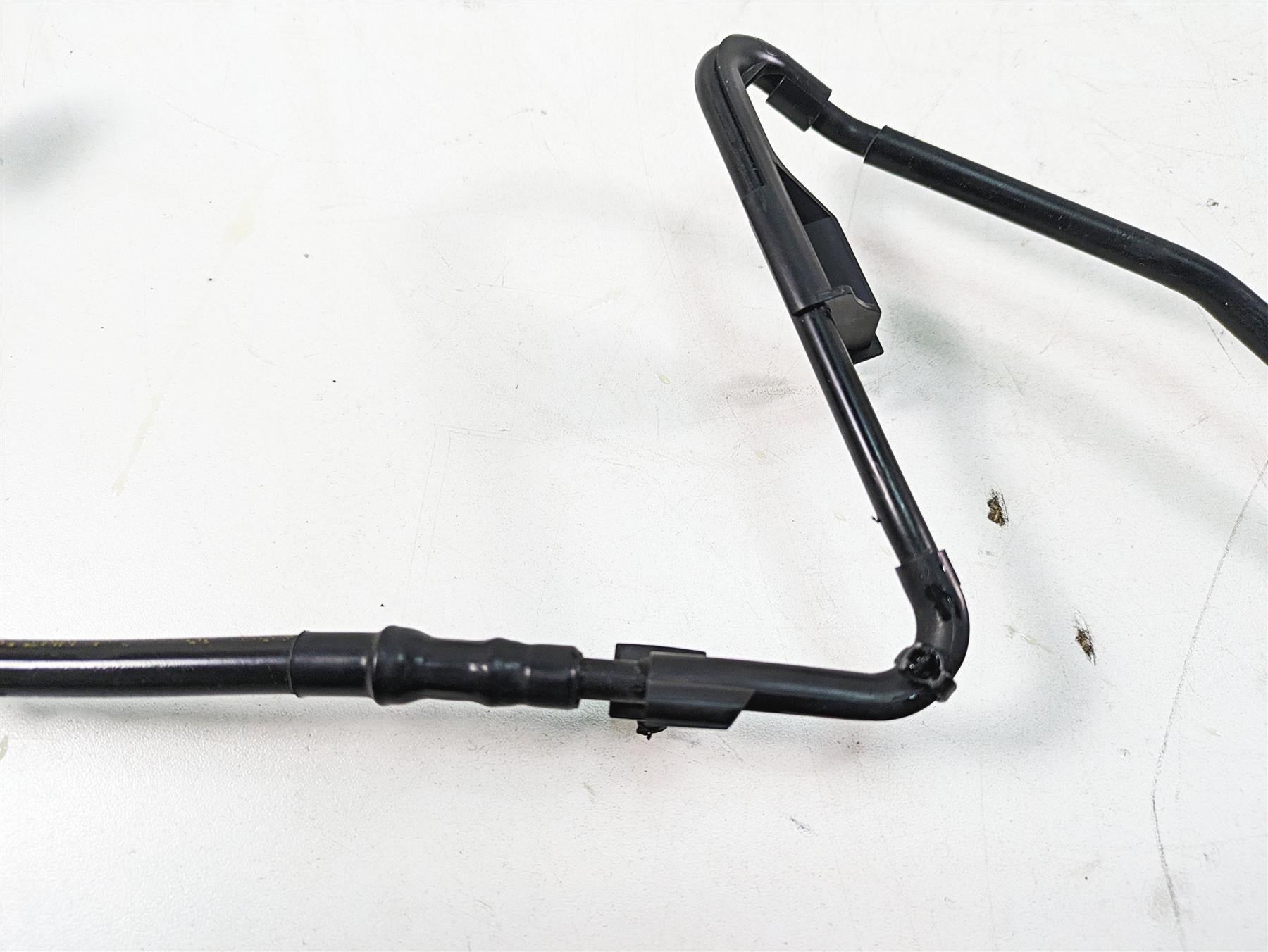 2020 Harley Touring FLHX Street Glide Rear Abs Brake Line 41800012 {{ shop.shopifyCountryName }} - Mototech271