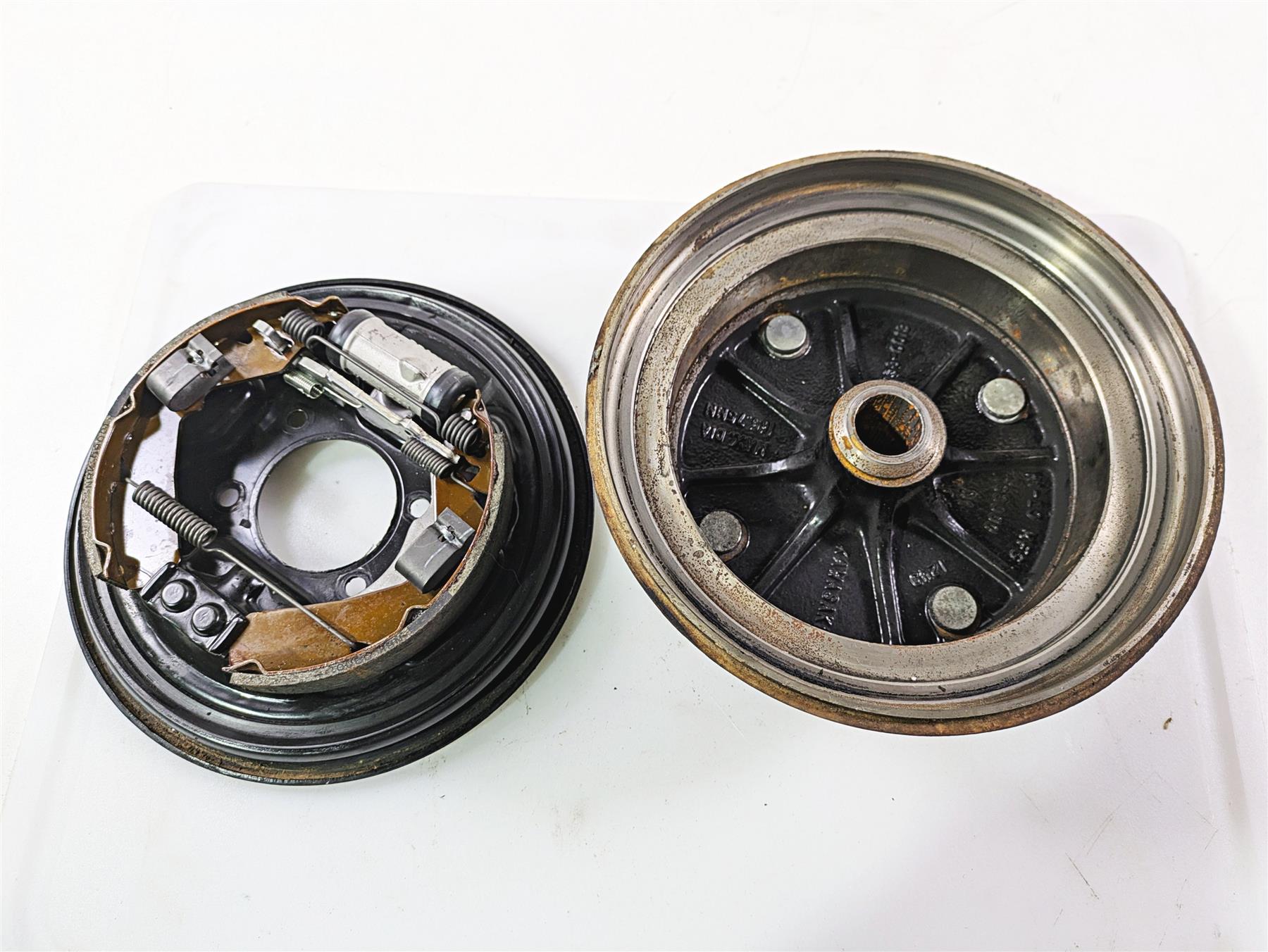 2010 Kawasaki 610 4x4 Mule Front Left Full Drum Brake Set 41035-0057 41038-0013 {{ shop.shopifyCountryName }} - Mototech271