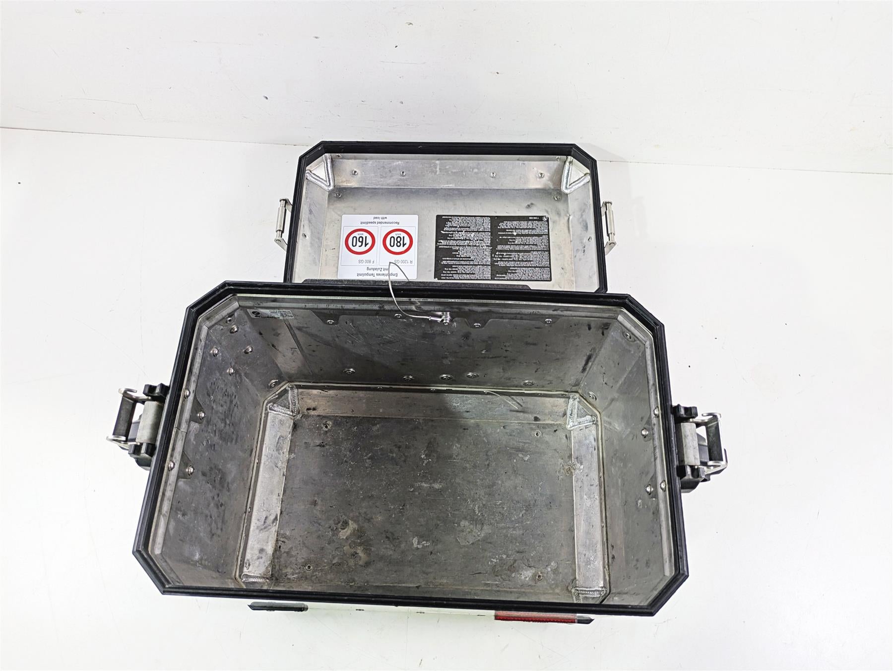2015 BMW R1200 GS Adv K51 Left Aluminum Saddlebag Case 77411539693 {{ shop.shopifyCountryName }} - Mototech271