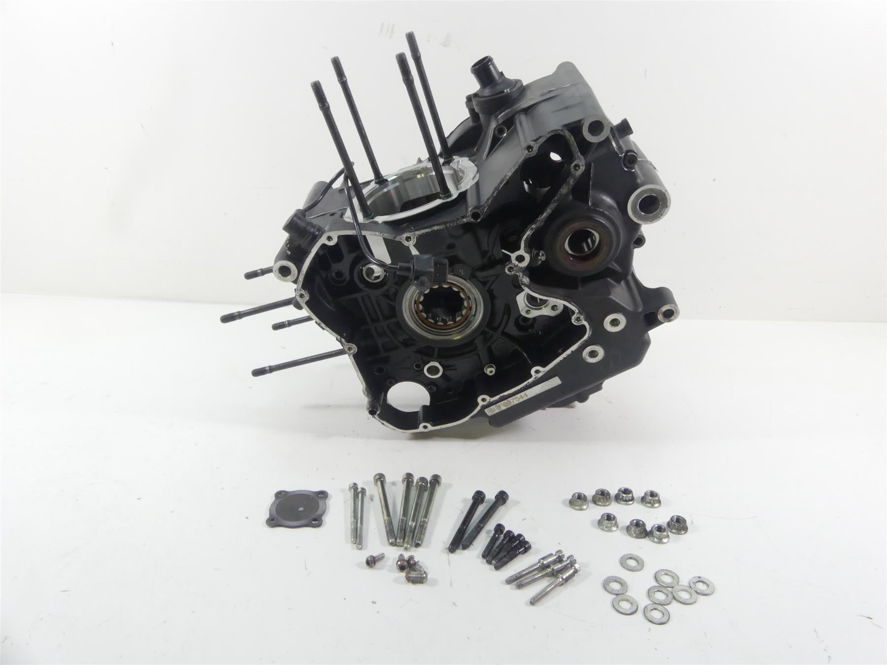 2015 Ducati Monster 1200 S Engine Crankcase Crank Case Set 69927481A {{ shop.shopifyCountryName }} - Mototech271