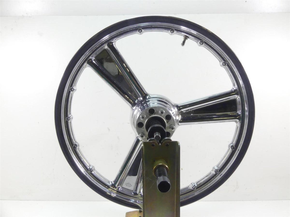 2004 Harley Softail FXSTD SE CVO Deuce Front Chrome Wheel Rim 21x2.15 44624-03 {{ shop.shopifyCountryName }} - Mototech271