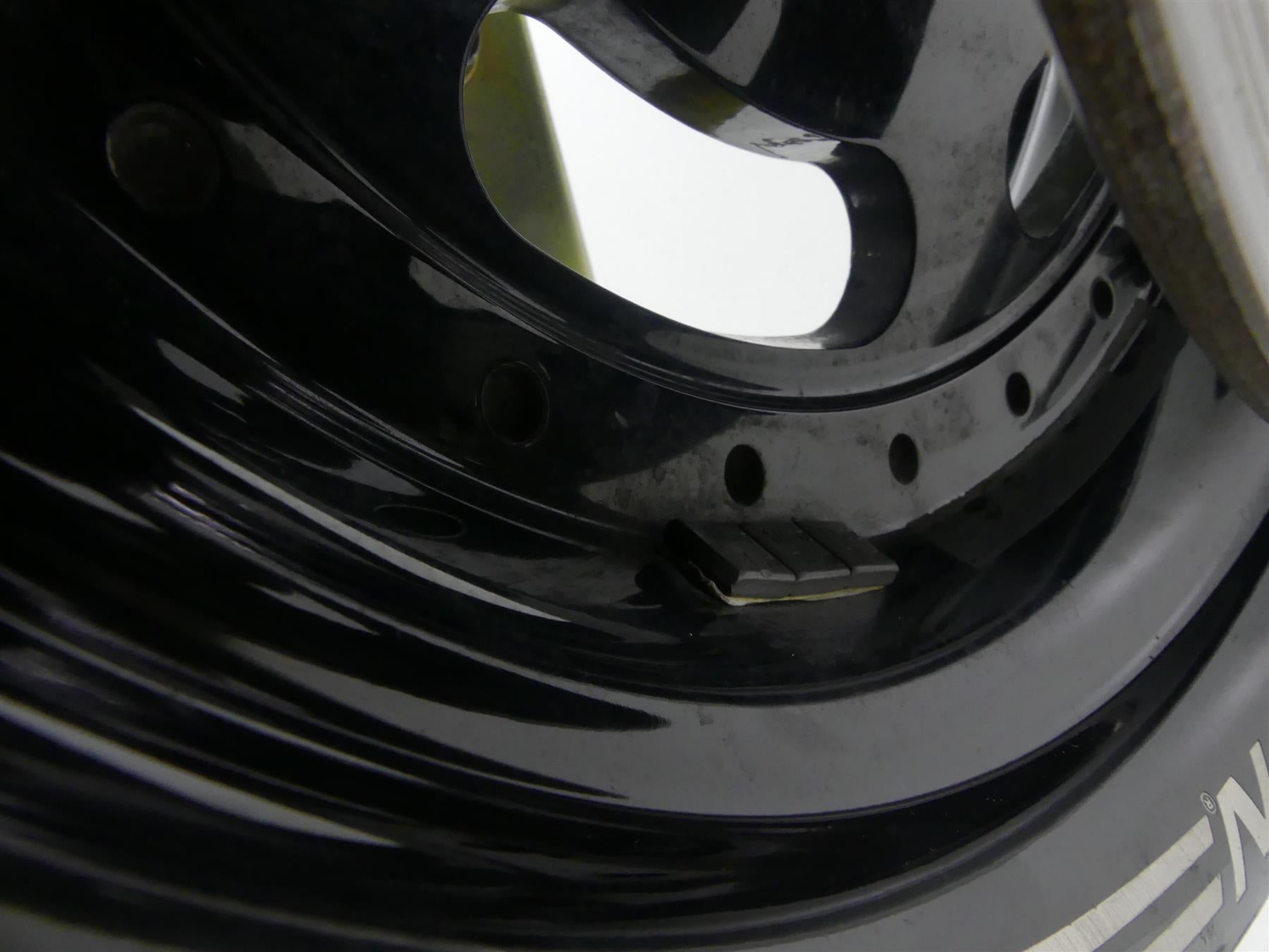 2014 Harley Dyna FXDF Fat Bob Straight Rear Black Wheel Rim 16x5 40900261 {{ shop.shopifyCountryName }} - Mototech271
