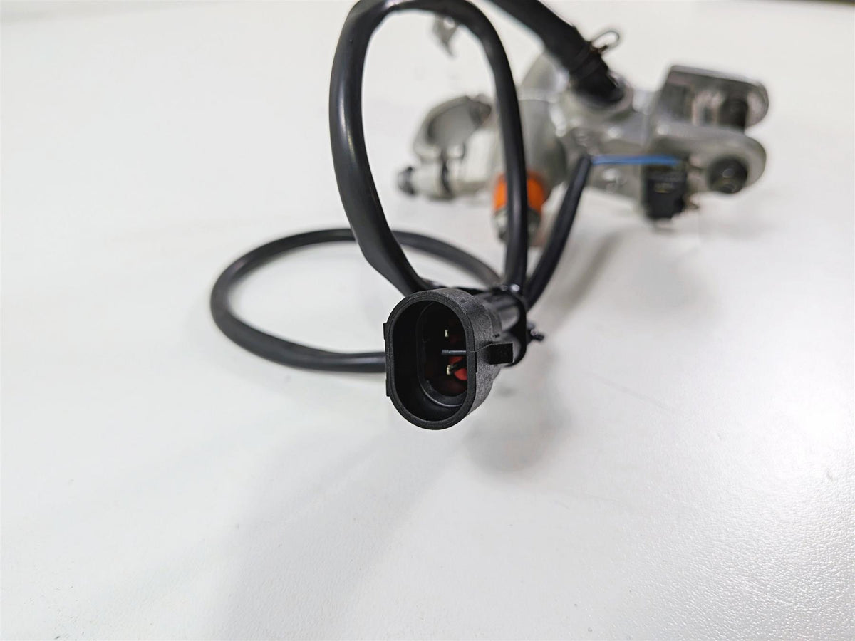 2008 Aprilia RSVR 1000 Factory Clutch Radial Master Cylinder Brembo AP8176193 {{ shop.shopifyCountryName }} - Mototech271