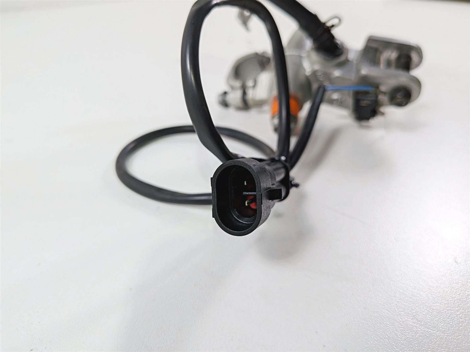 2008 Aprilia RSVR 1000 Factory Clutch Radial Master Cylinder Brembo AP8176193 {{ shop.shopifyCountryName }} - Mototech271