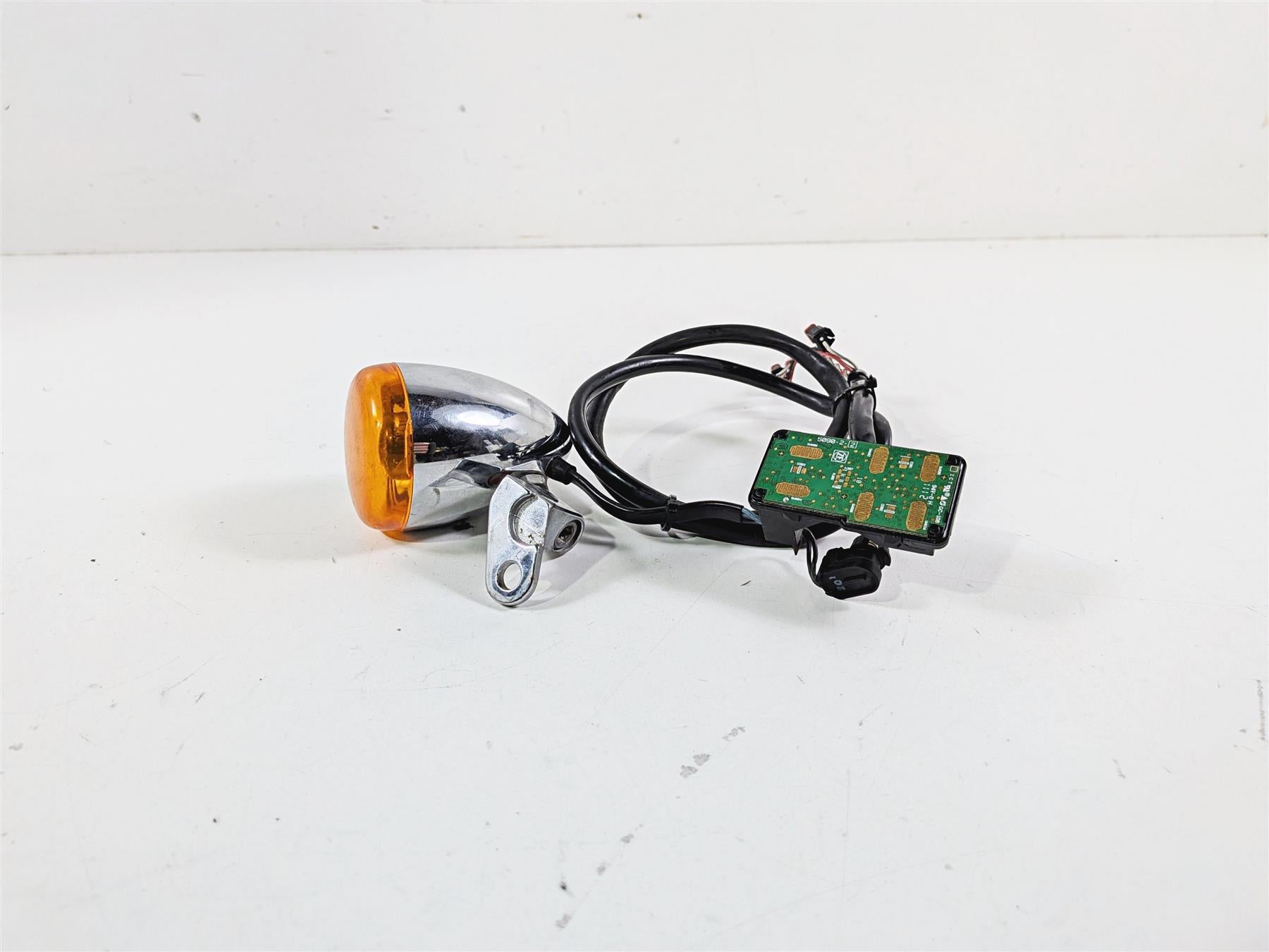 2012 Harley Softail FLSTF Fat Boy Right Front Blinker Control Panel 72944-12 {{ shop.shopifyCountryName }} - Mototech271