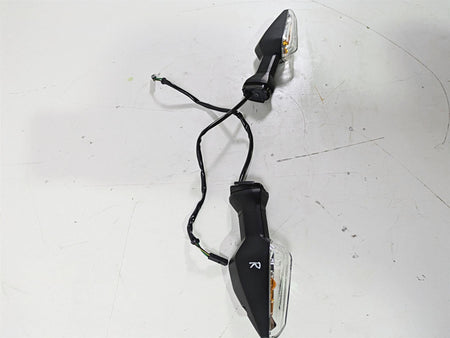 2022 Kawasaki ZR900RS Cafe Front Blinker Turn Signal Set 23037-0537 23037-0538 {{ shop.shopifyCountryName }} - Mototech271