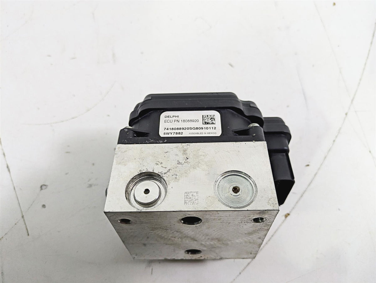 2008 Harley Touring FLHTP Electra Glide Abs Brake Pump Unit Module 40688-08 {{ shop.shopifyCountryName }} - Mototech271