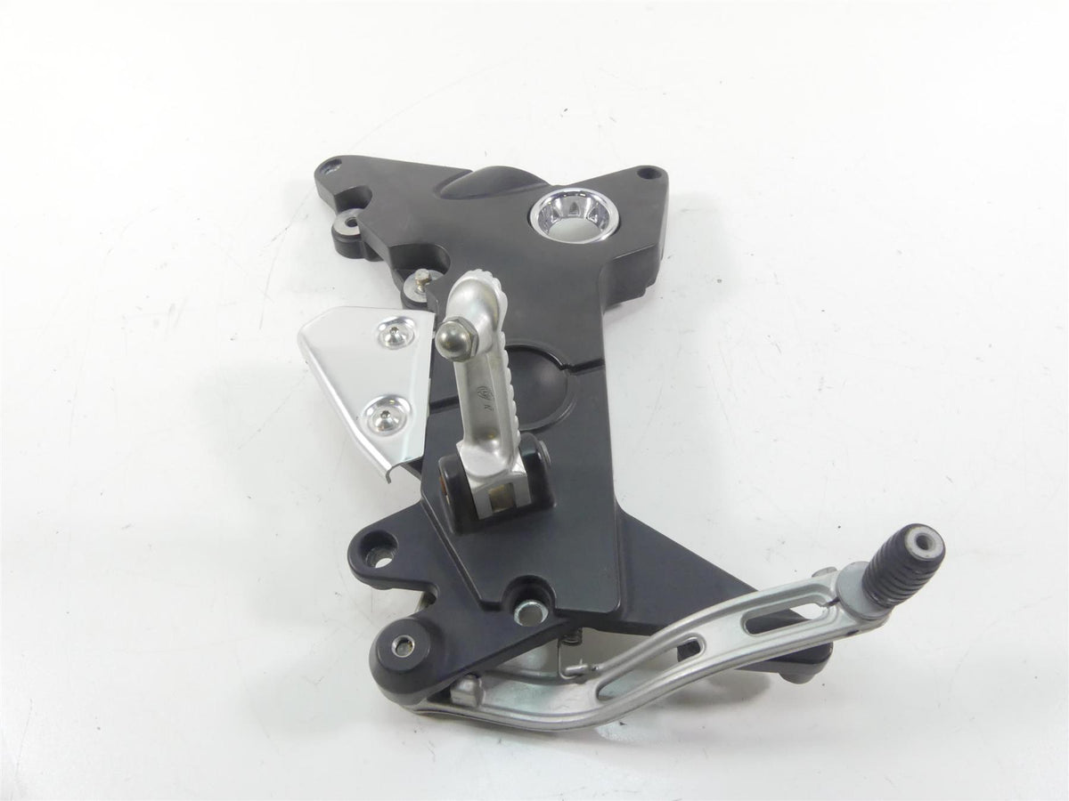2014 Moto Guzzi Griso 1200 SE 8V Front Right Footpeg & Brake Ped GU06677000 {{ shop.shopifyCountryName }} - Mototech271