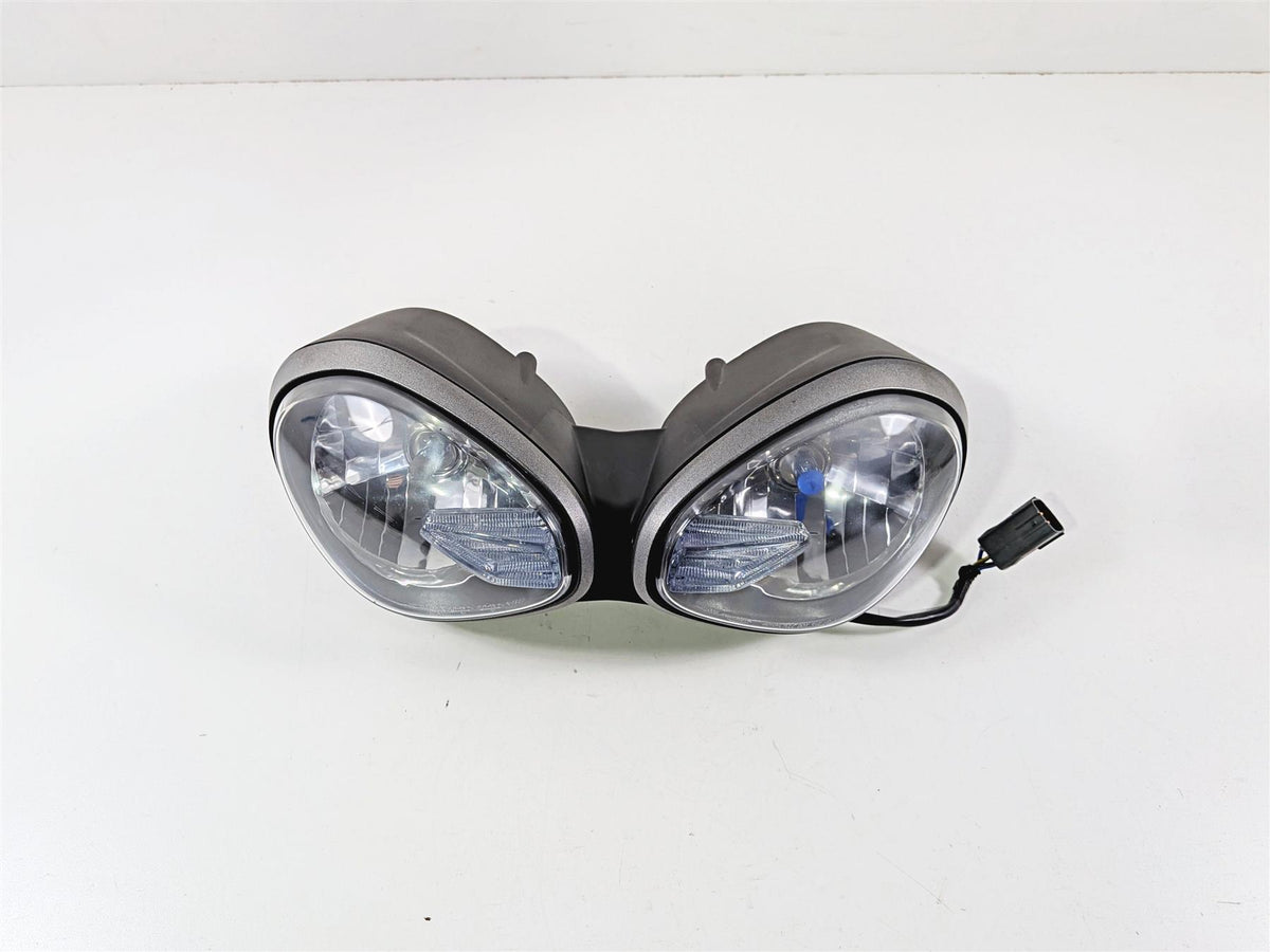 2019 Triumph Speed Triple RS 1050 Headlights Head Light Lamp -Scratch T2701345 {{ shop.shopifyCountryName }} - Mototech271