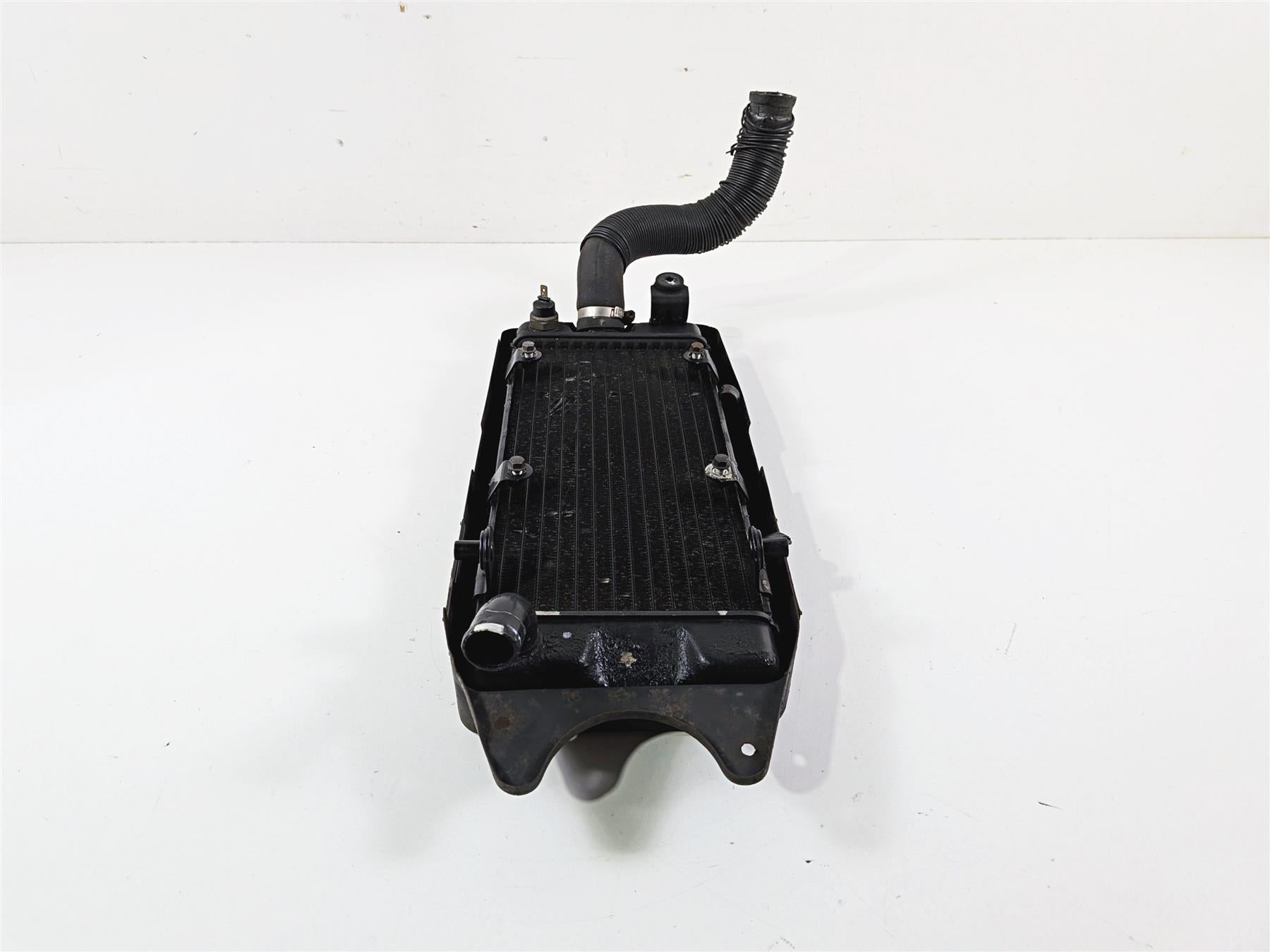 1995 Honda VT600 CD Shadow Deluxe Radiator 19010-MR1-003 19010-MR1