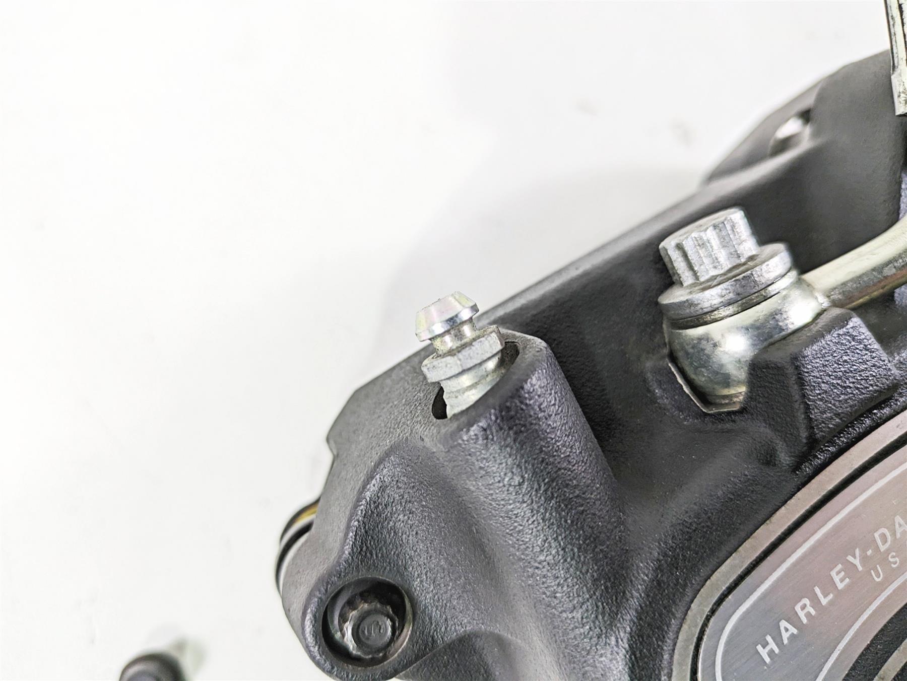 2017 Harley Dyna FXDB Street Bob Rear Brake Caliper & Bracket 40908-08 {{ shop.shopifyCountryName }} - Mototech271