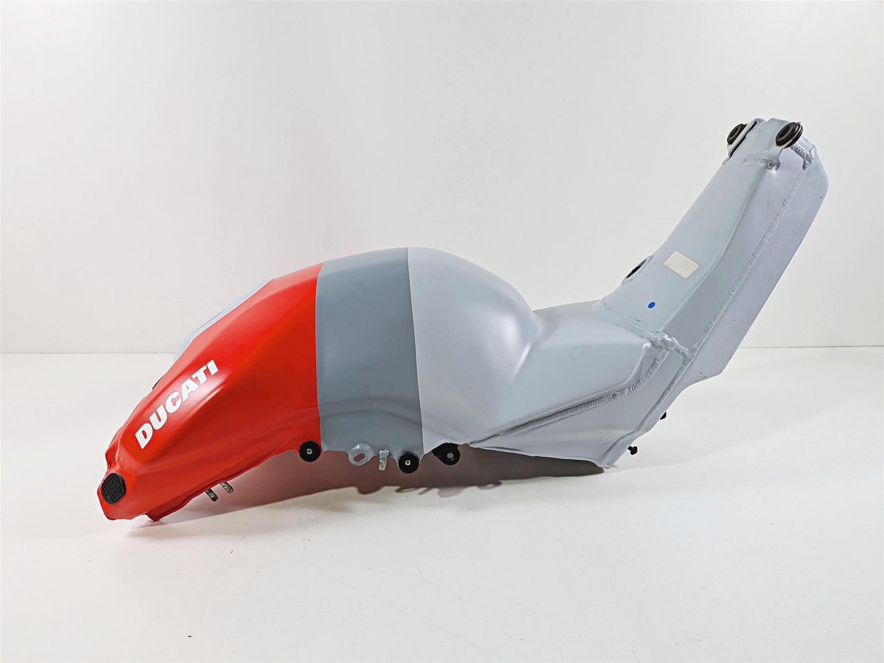 2019 Ducati Panigale V4S V4 S Corse Nice Fuel Gas Petrol Tank - No Scratch 58612621B {{ shop.shopifyCountryName }} - Mototech271
