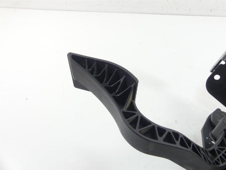 2018 Polaris General 1000 EPS Accelerator & Brake Pedal + Mount 1021772 1021765 {{ shop.shopifyCountryName }} - Mototech271