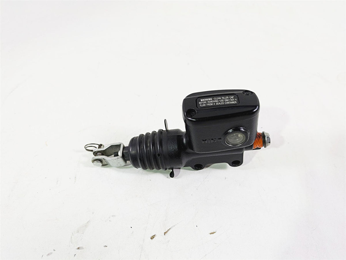2021 Harley Softail FXST Standard Rear Brake Master Cylinder 5/8" 41700460 {{ shop.shopifyCountryName }} - Mototech271