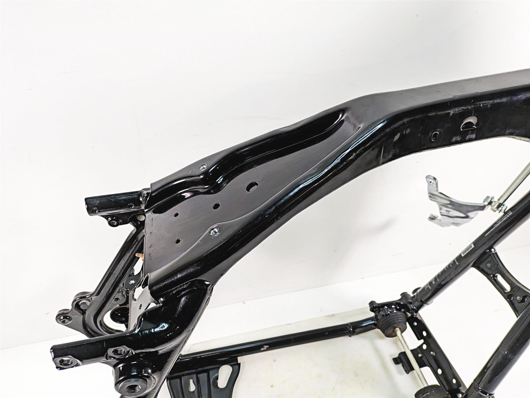2019 Harley Touring FLHX Street Glide Straight Main Frame Chassis With Texas Salvage Title - 47000344 {{ shop.shopifyCountryName }} - Mototech271