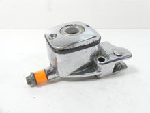 Load image into Gallery viewer, 2005 Harley Touring CVO FLHTC SE Electra Glide  Clutch Master Cyl 11/16 46113-02
