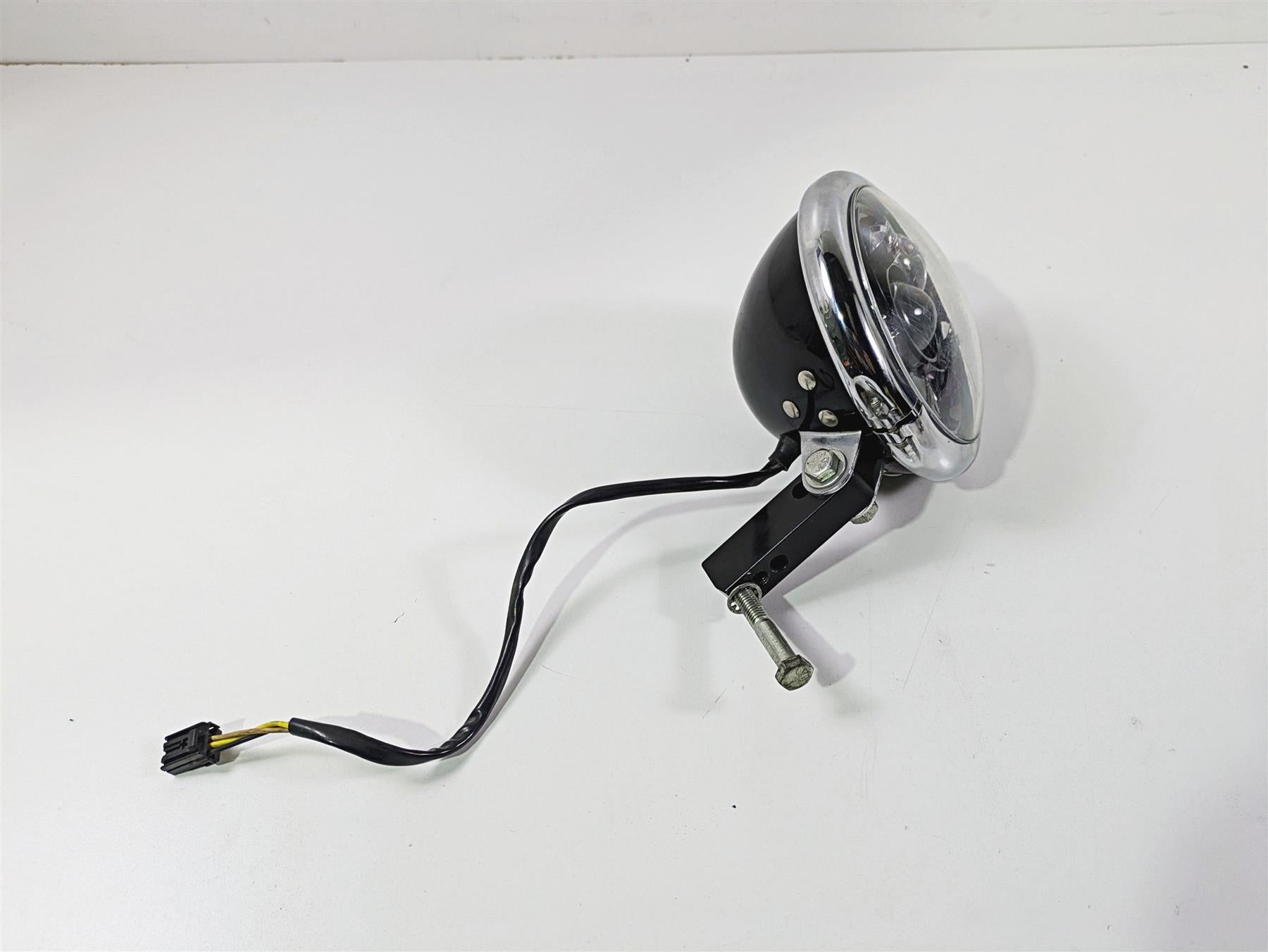 2011 Harley FXDC Dyna Super Glide Headlight Head Light Lamp Lens 69356-06A {{ shop.shopifyCountryName }} - Mototech271