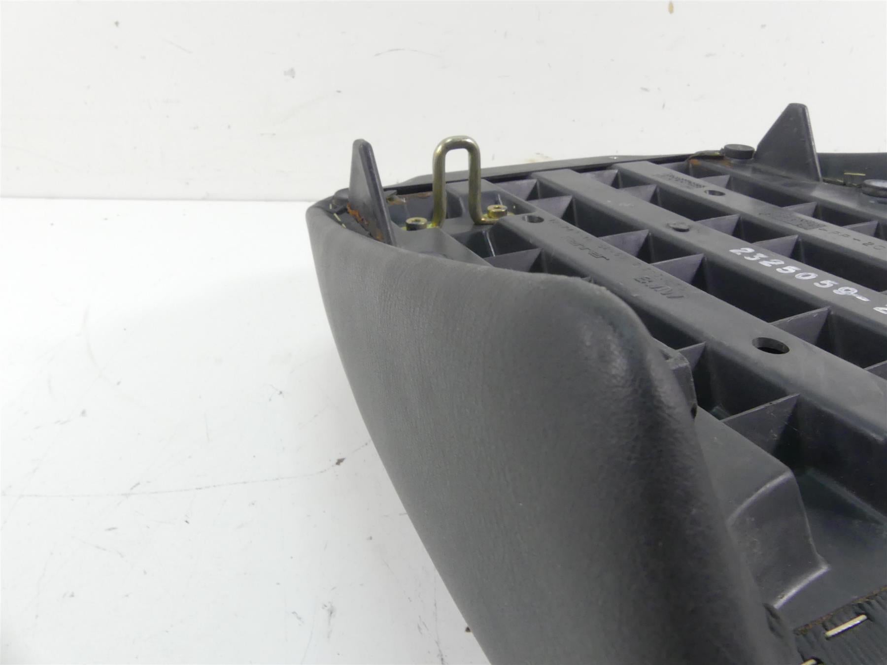 2003 BMW R1150 GS R21 Oem Rear Passenger Pillion Saddle Seat 52532313235 {{ shop.shopifyCountryName }} - Mototech271