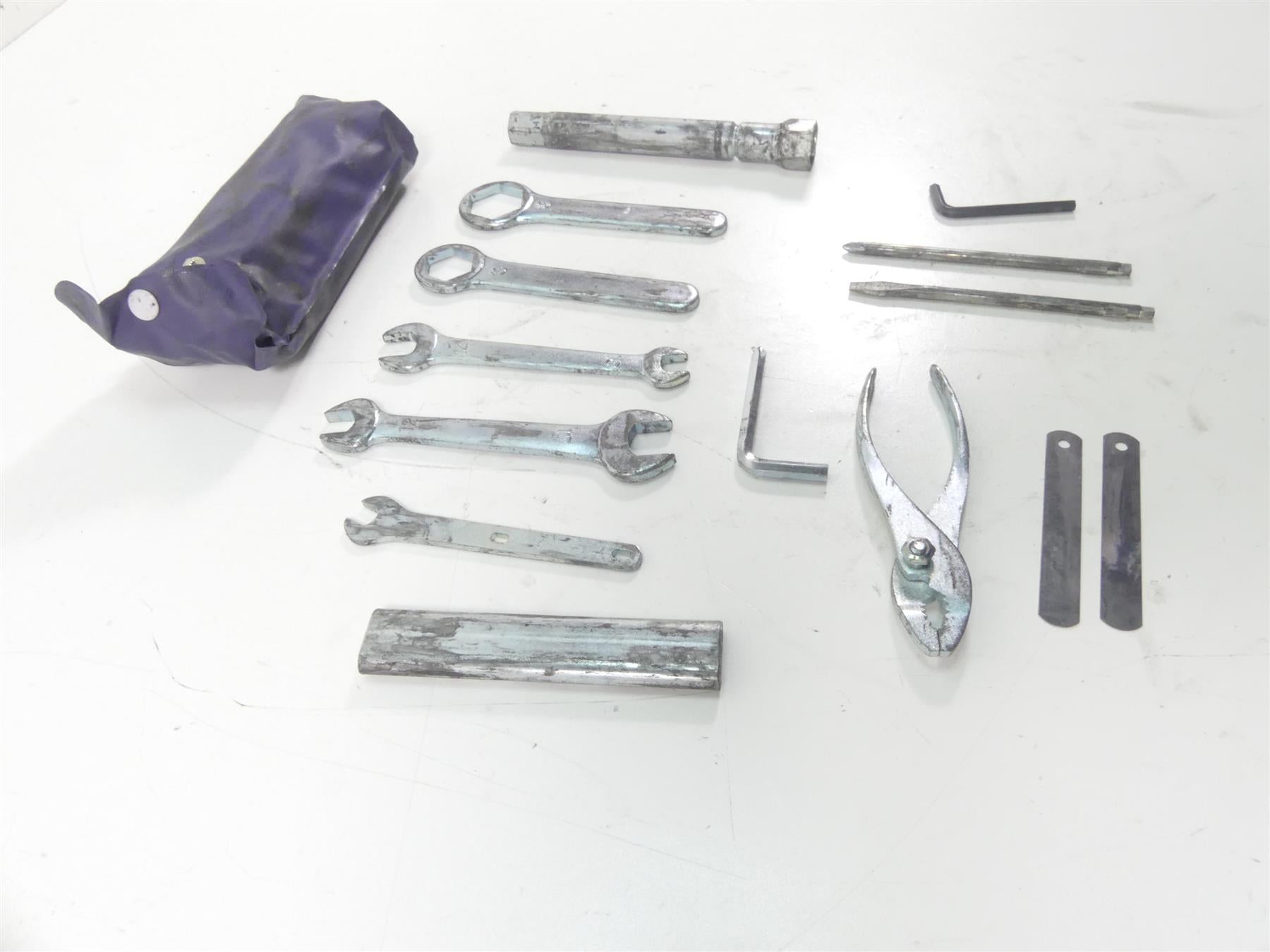 2003 Honda VT750 DC Shadow Spirit Owners Tool Kit + Bag 89010-MCL-000 {{ shop.shopifyCountryName }} - Mototech271