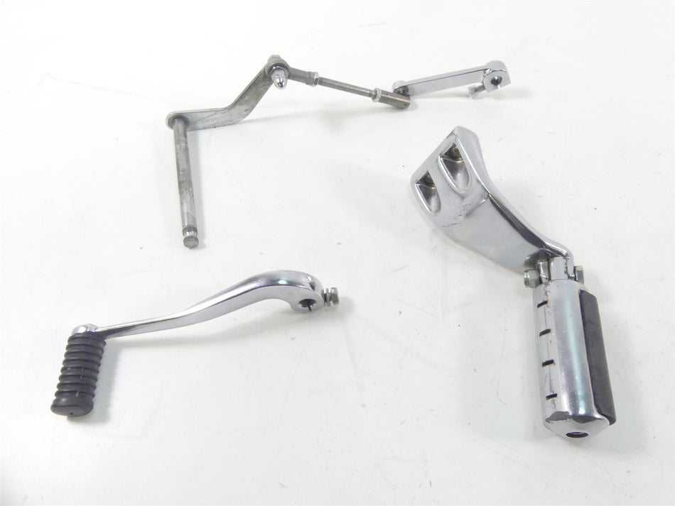 1993 Harley Dyna FXDL Low Rider Left Front Mid Footpeg & Shifter 50639-90 {{ shop.shopifyCountryName }} - Mototech271