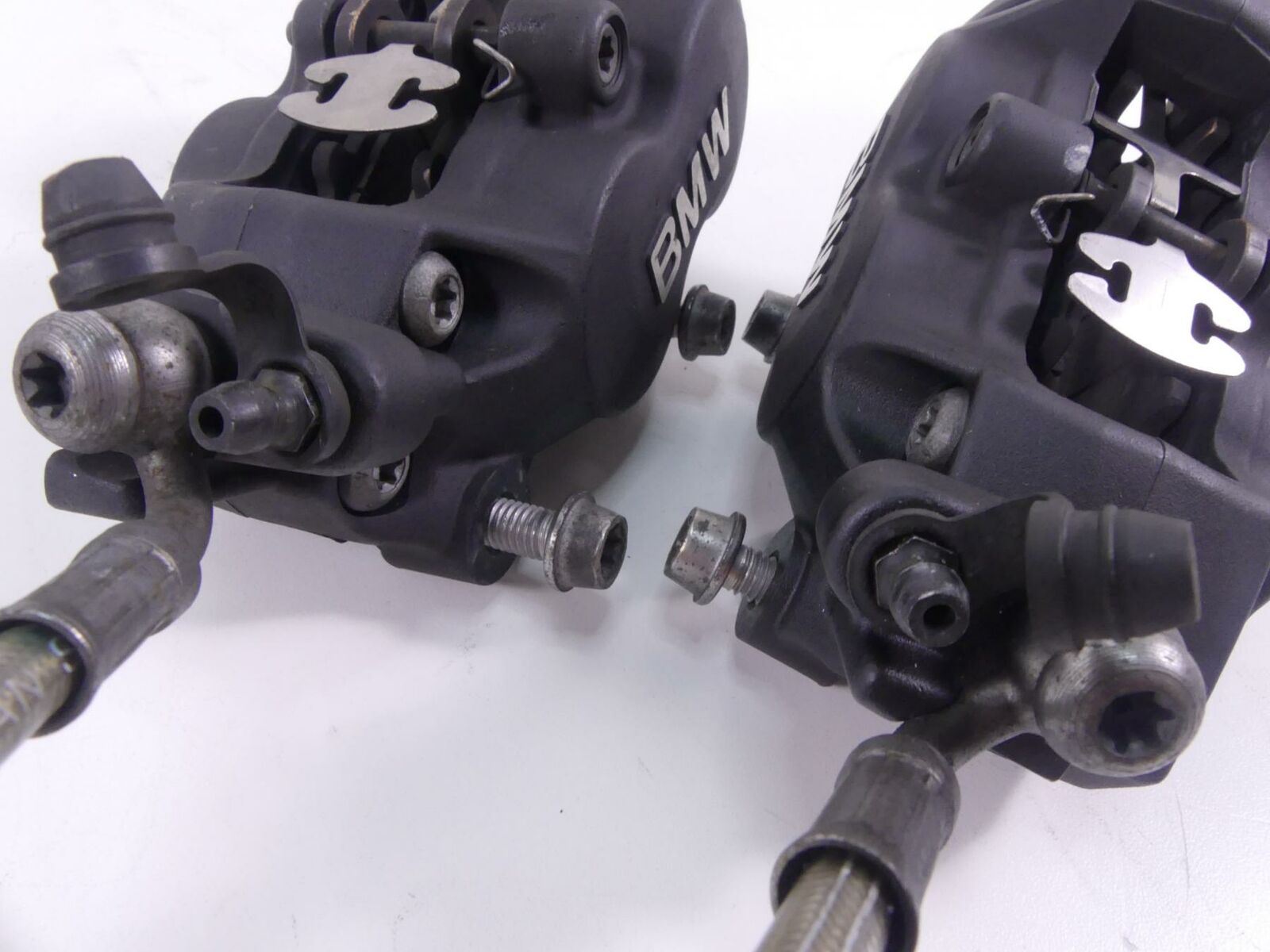2013 BMW R1200RT K26 Front Brembo Brake Caliper Set 34117711438 34117711439 {{ shop.shopifyCountryName }} - Mototech271