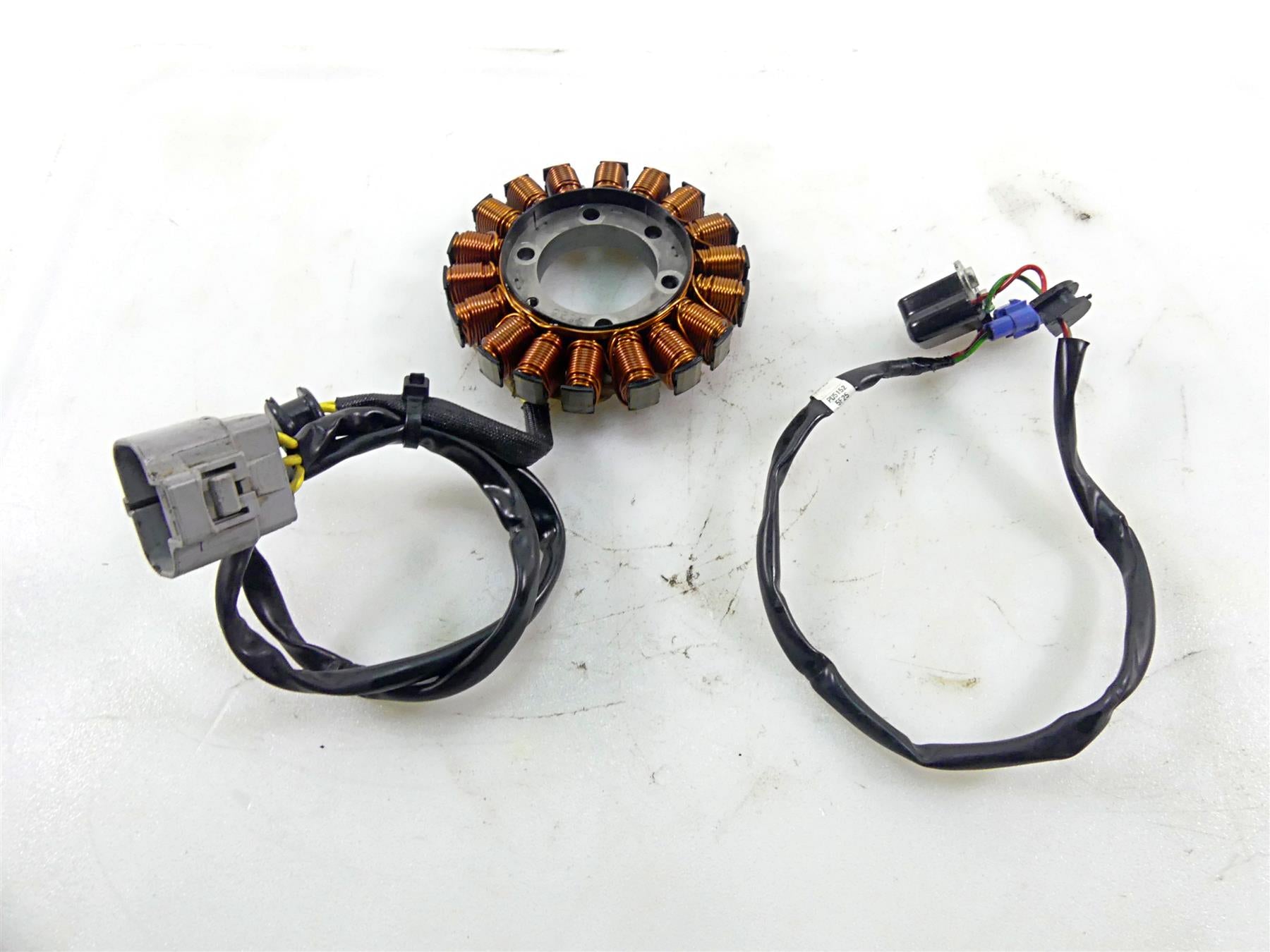 2016 KTM 1290 Super Duke R Ignition Alternator Generator 60339004000 {{ shop.shopifyCountryName }} - Mototech271