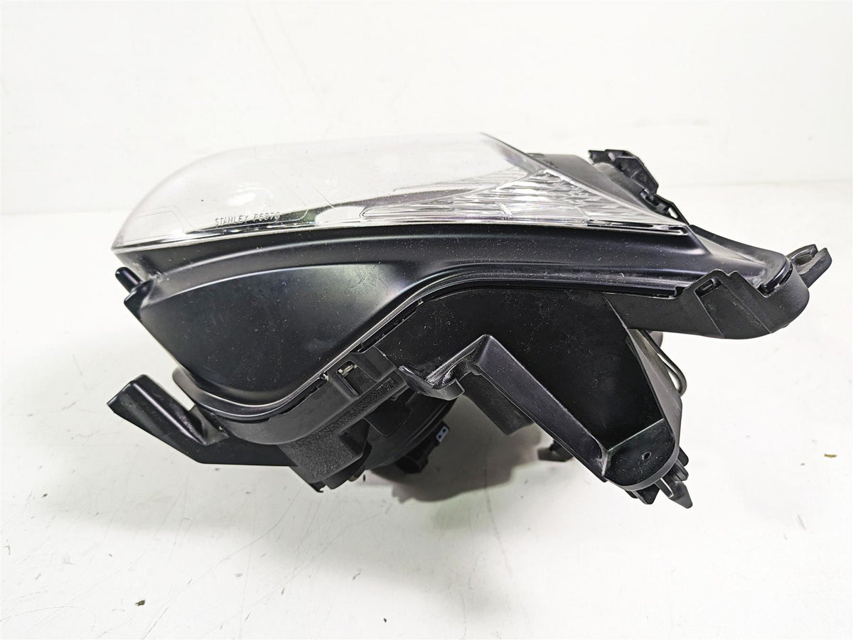 2018 Suzuki GSX1300 R Hayabusa Headlight Head Light Lamp - Read 35100-15H31-999 {{ shop.shopifyCountryName }} - Mototech271