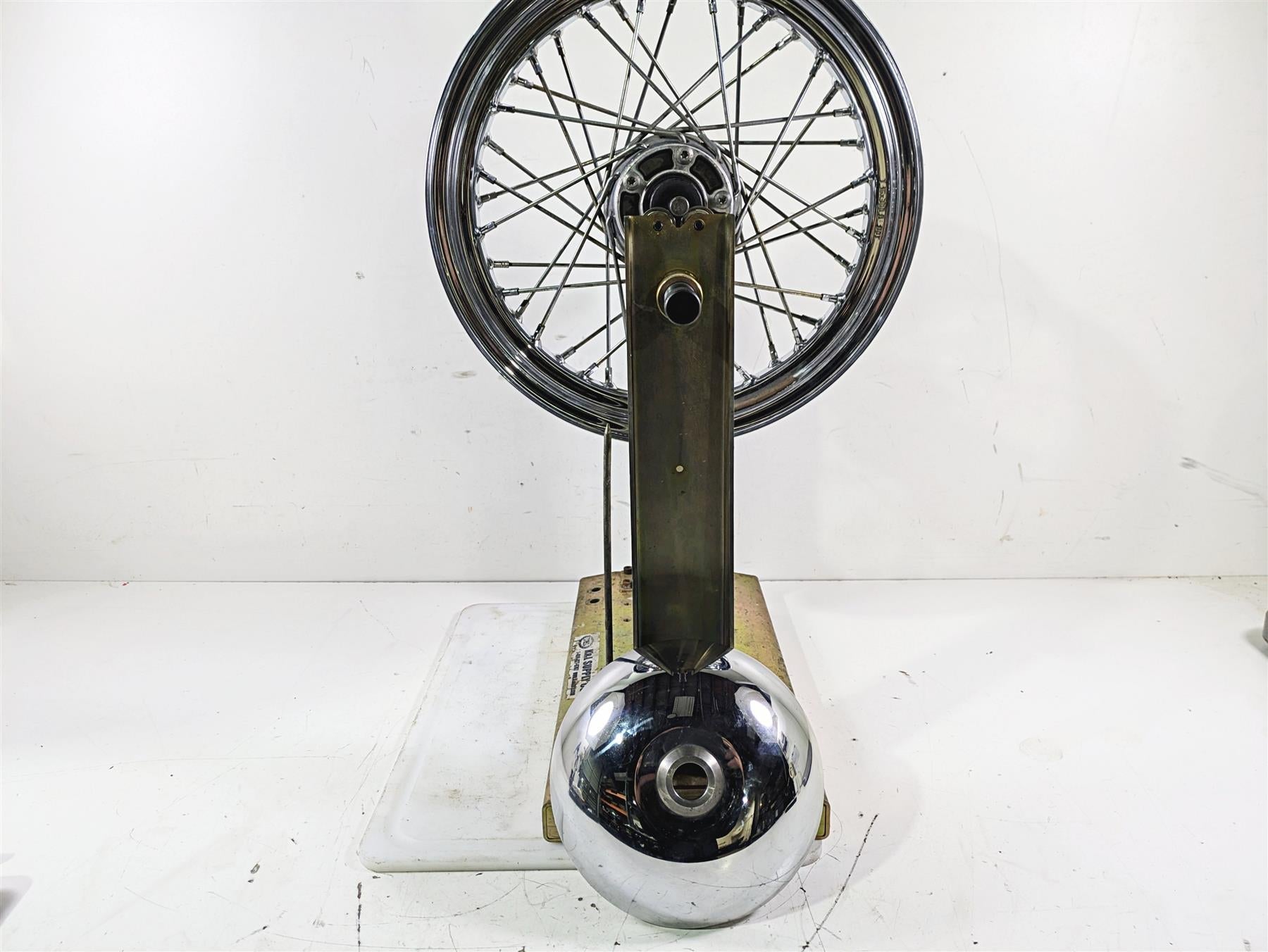 2016 Harley FLSTC Softail Heritage Front Wheel Rim & Cover 16x3 Wobble 41559-08 {{ shop.shopifyCountryName }} - Mototech271