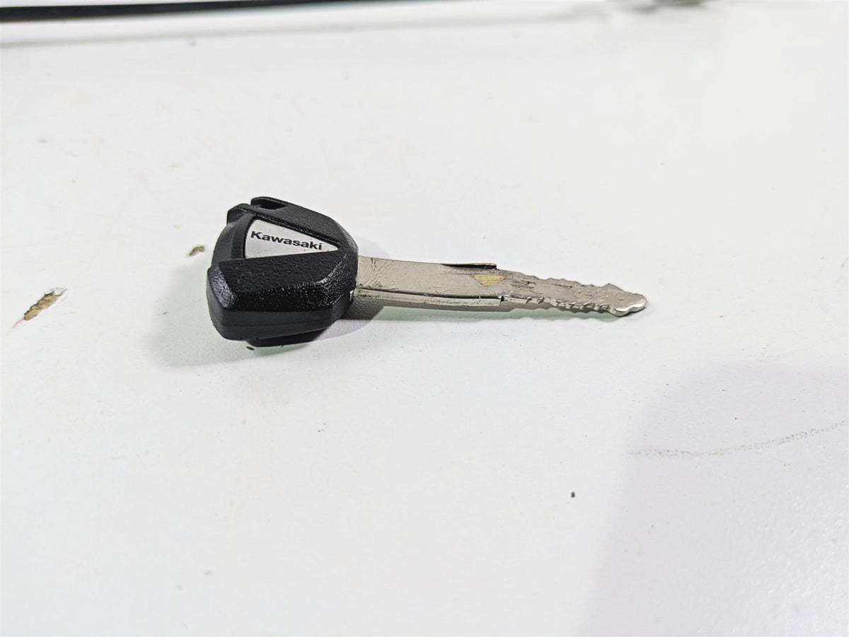 2023 Kawasaki ZX1400 ZX14R Ninja Ignition Switch Key Lock 27048-5013 27005-0568 {{ shop.shopifyCountryName }} - Mototech271