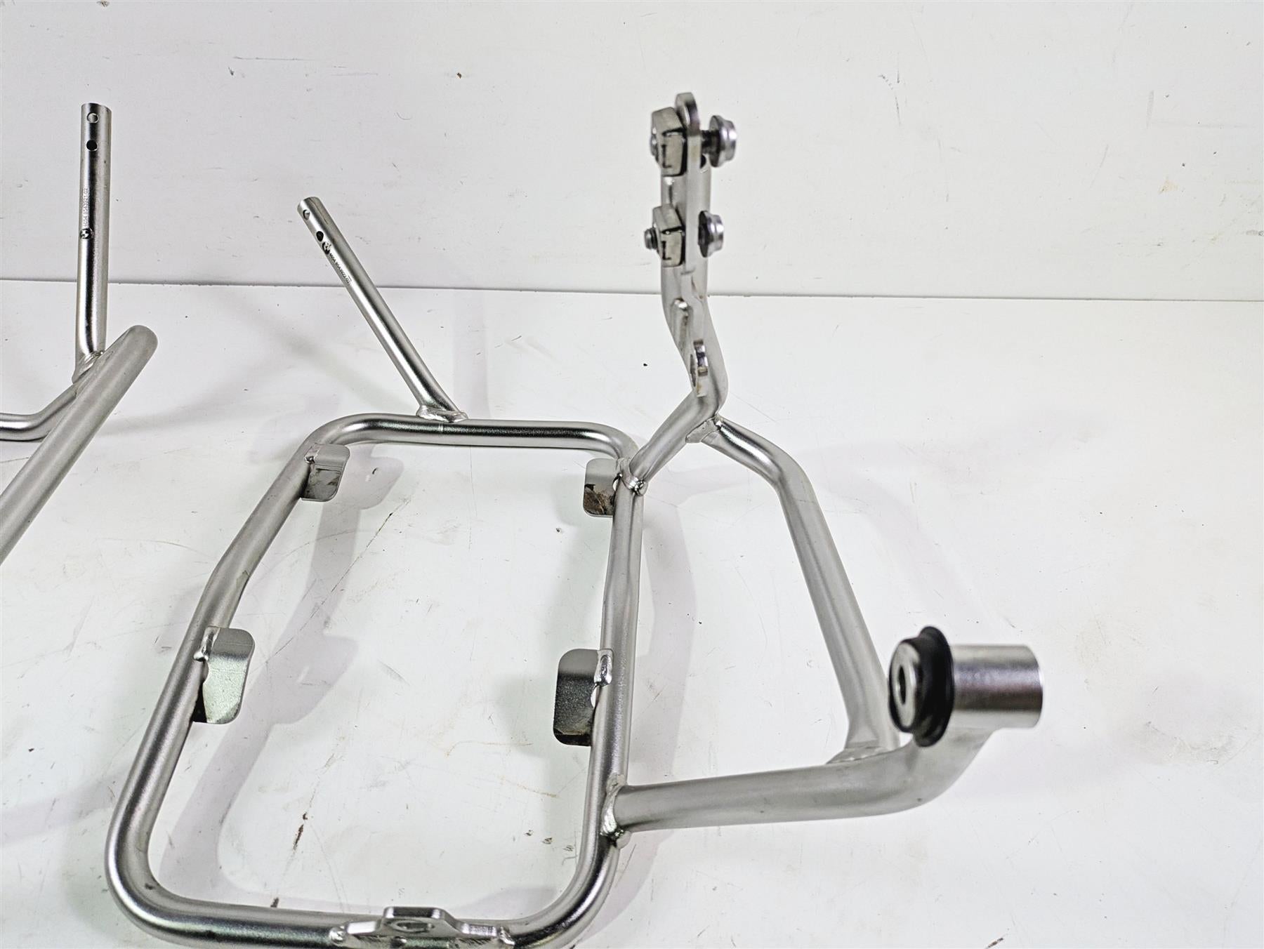 2017 BMW F800GS Adv K75 Saddlebag Rack Holder Pannier 46548543921 46548543922 {{ shop.shopifyCountryName }} - Mototech271