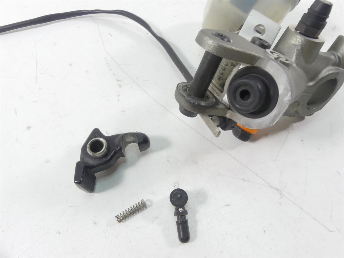 2013 Ducati Streetfighter 848 Brembo Radial Clutch Master Cylinder 63040483A {{ shop.shopifyCountryName }} - Mototech271