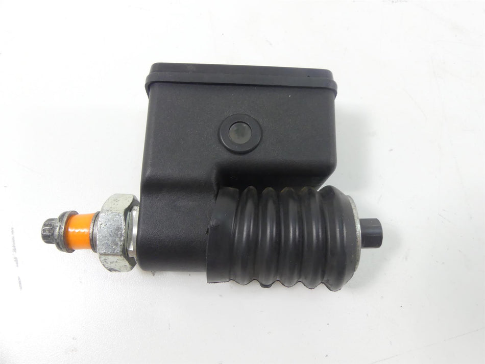 1995 Harley Dyna FXDL Low Rider Nice Rear Brake Master Cylinder 42474-90 {{ shop.shopifyCountryName }} - Mototech271