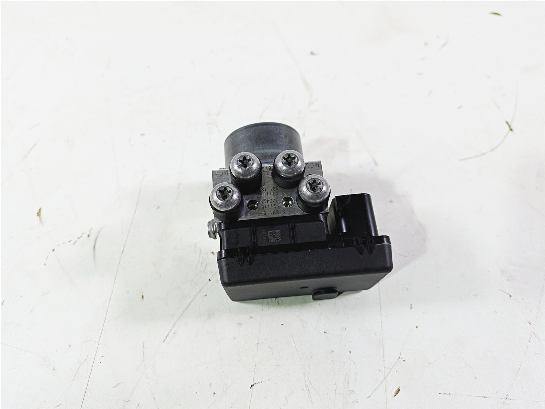 2017 BMW F800GS Adv K75 Abs Brake Pump Module 34518546851