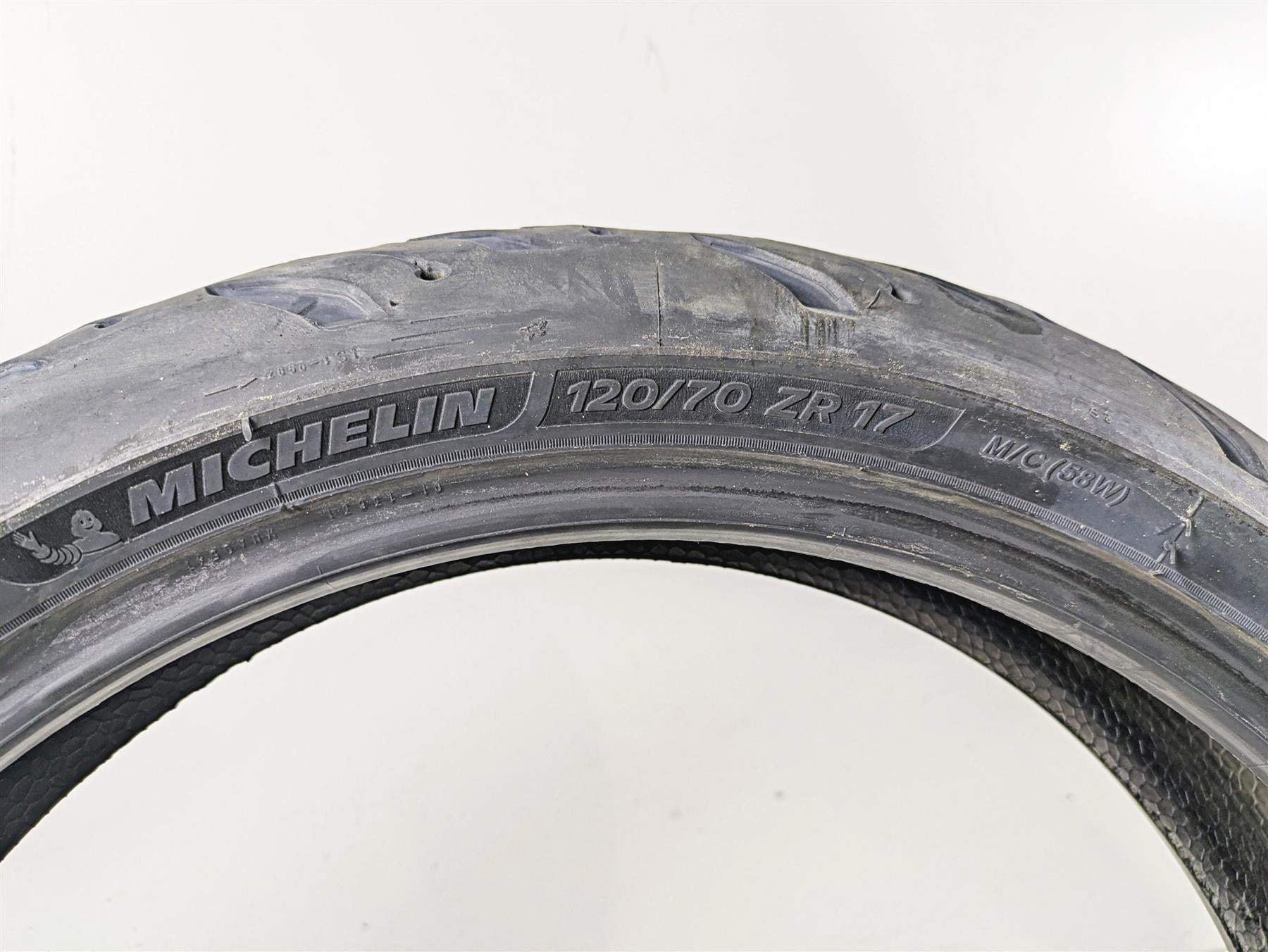 Used Front Motorcycle Tire Michelin Road 6 GT Tire 120/70R17 44614 {{ shop.shopifyCountryName }} - Mototech271