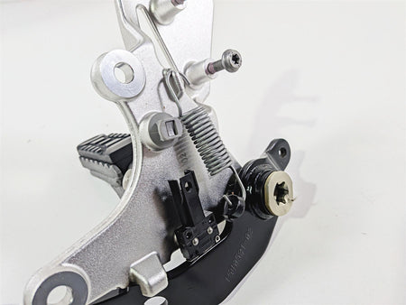 2023 BMW R nineT Scrambler K23 Right Footpeg & Brake Pedal 46719457888 {{ shop.shopifyCountryName }} - Mototech271