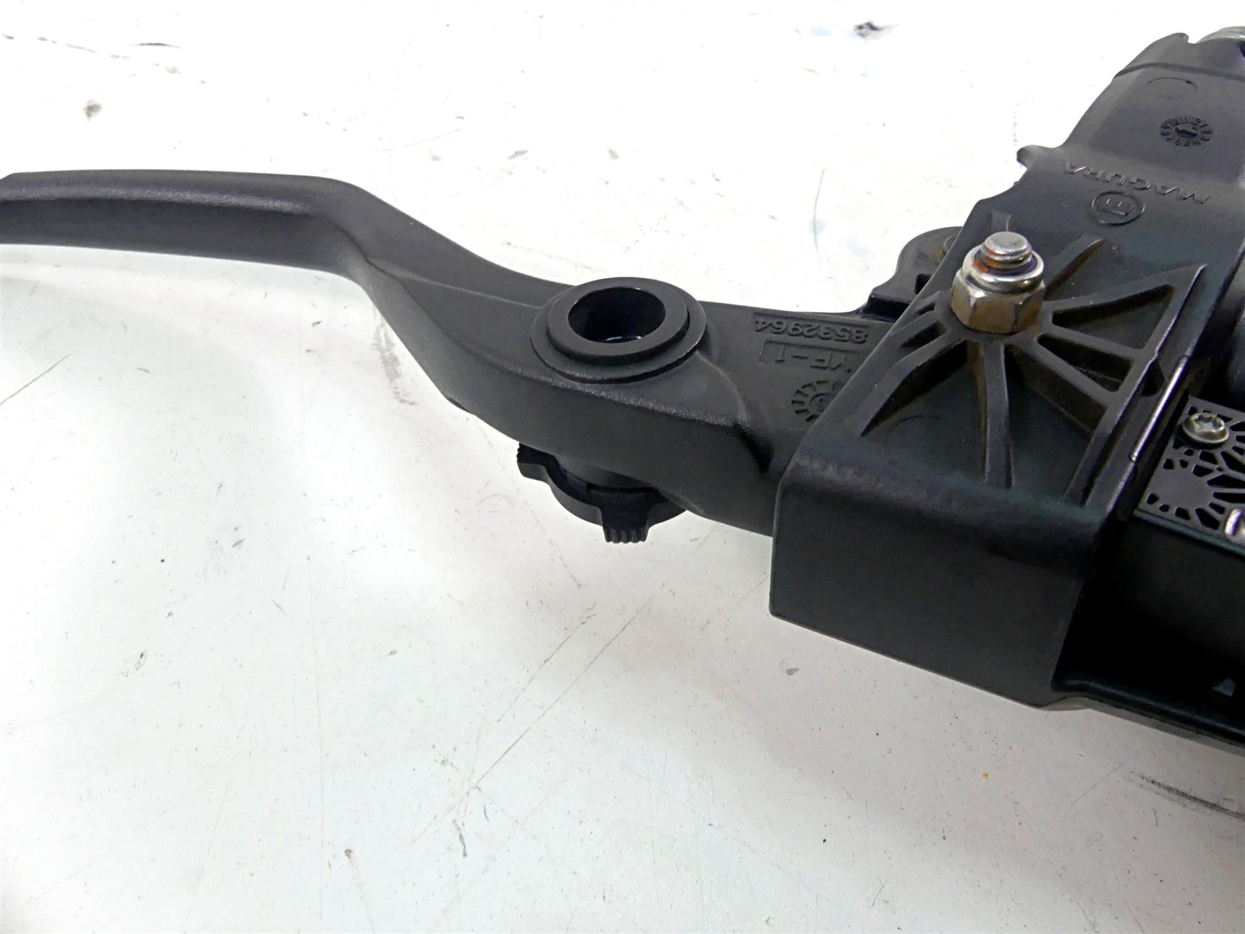 2016 BMW R1200GS Adv K51 Clutch Master Cylinder 32728524919 {{ shop.shopifyCountryName }} - Mototech271