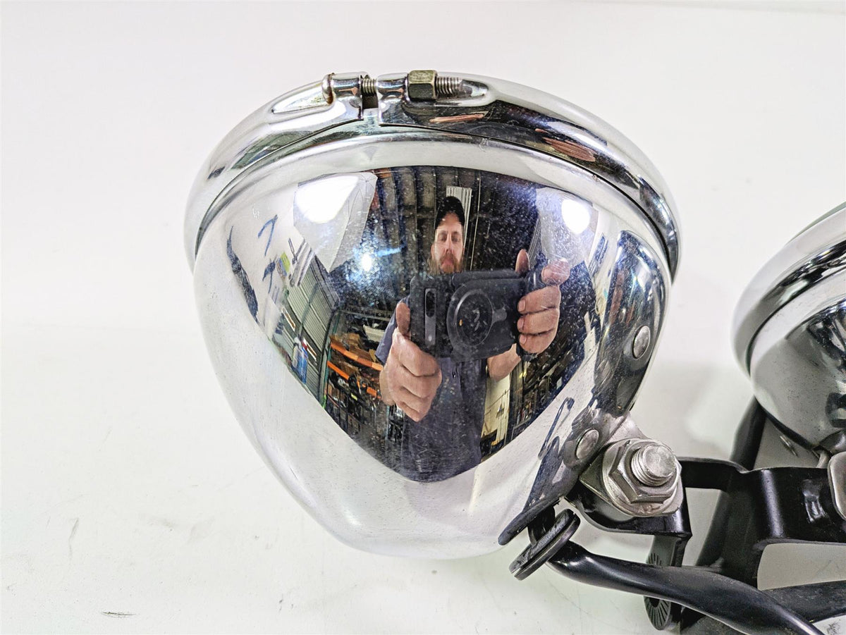 2006 Triumph Rocket 3 Headlight Head Light Lamp & Mounts T2700634 T2701000 {{ shop.shopifyCountryName }} - Mototech271