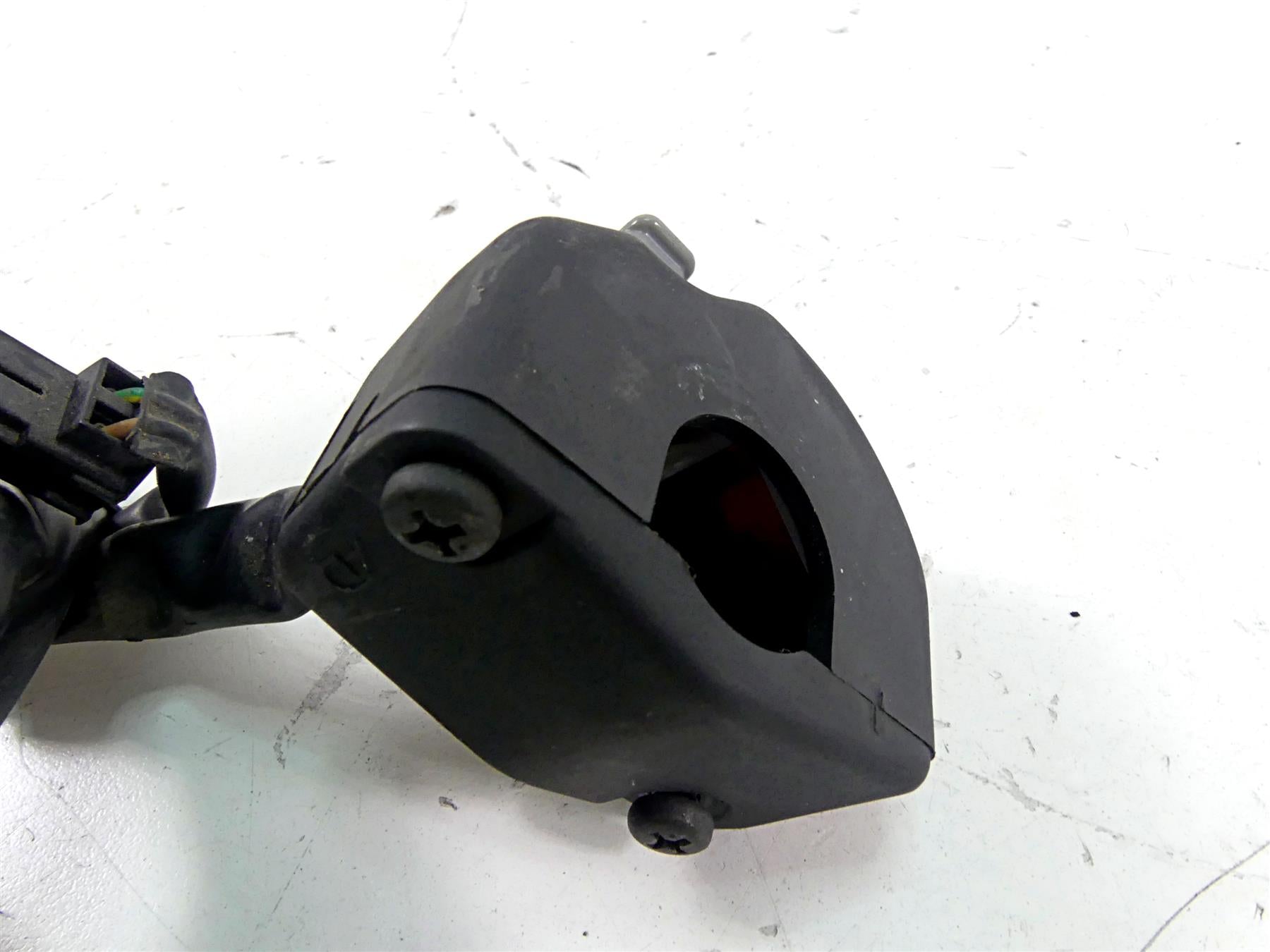 2010 Kawasaki ZX1400 ZX14 R Ninja Right Hand Start Control Switch 46091-0145 {{ shop.shopifyCountryName }} - Mototech271