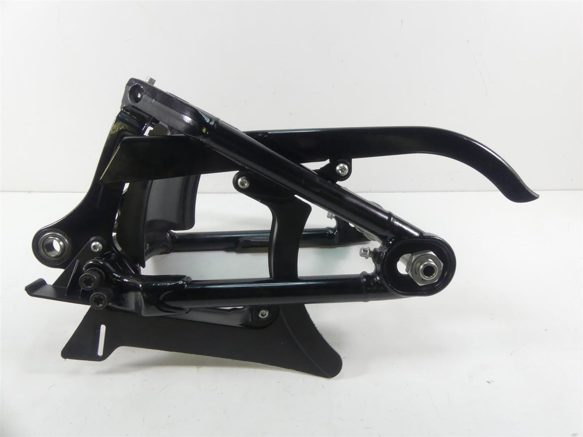 2018 Harley FLHC Softail Heritage Rear Swingarm Swing Arm + Axle 47400099BHP {{ shop.shopifyCountryName }} - Mototech271