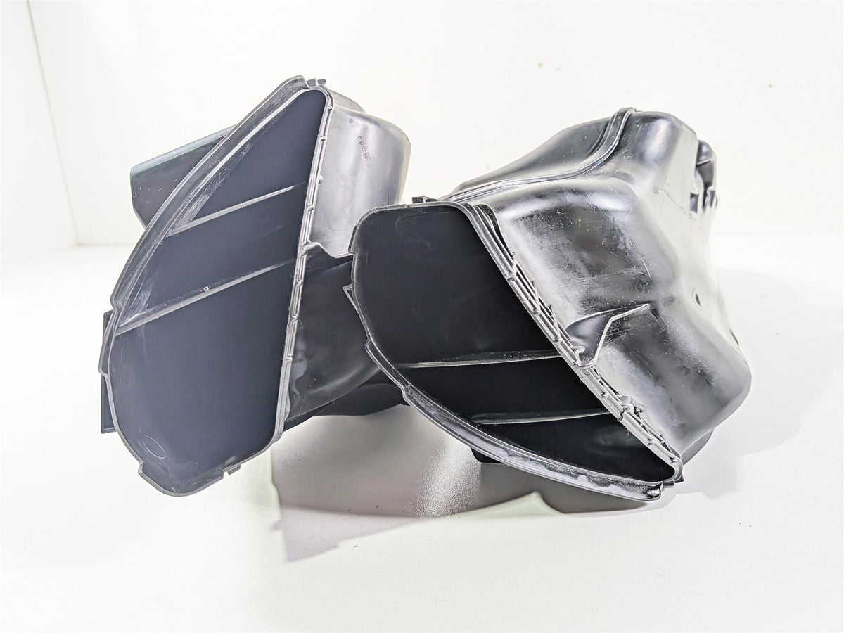 2024 Suzuki GSXR600 Air Intake Ram Scoop Duct Set 94420-14J00 94430-14J00 {{ shop.shopifyCountryName }} - Mototech271