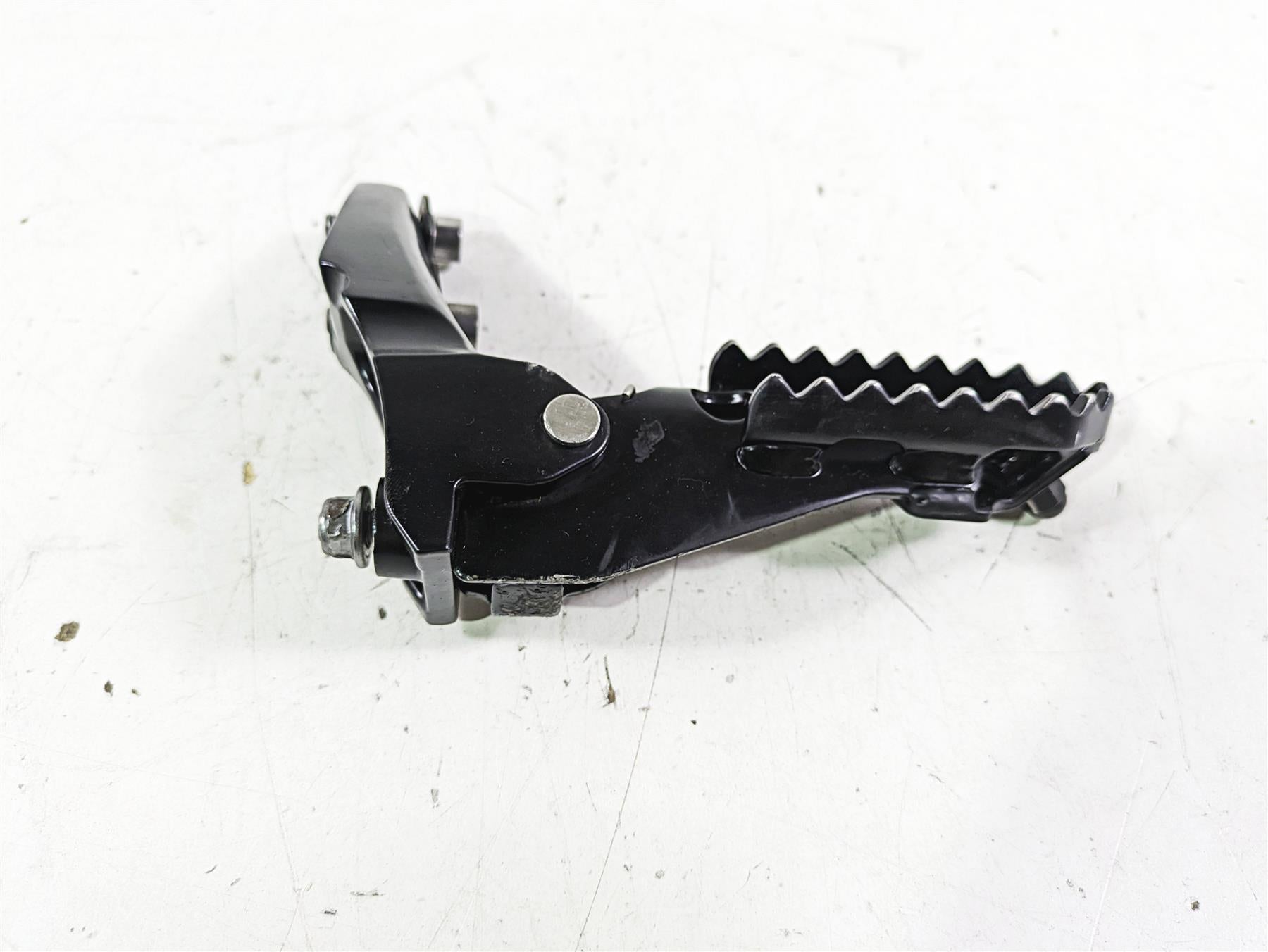 2020 Triumph Street Scrambler 900 Left Rider Footpeg Foot Peg T2082356 {{ shop.shopifyCountryName }} - Mototech271